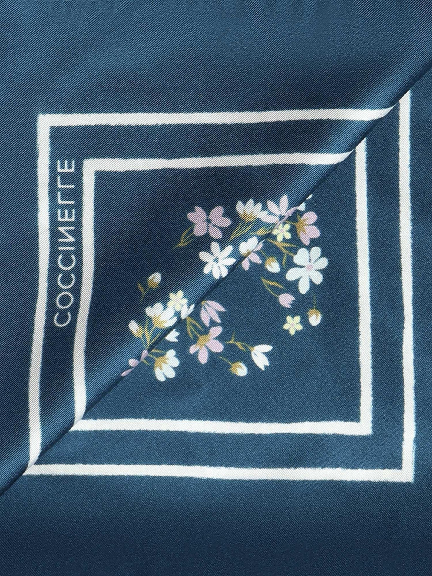 Foulard in seta con stampa