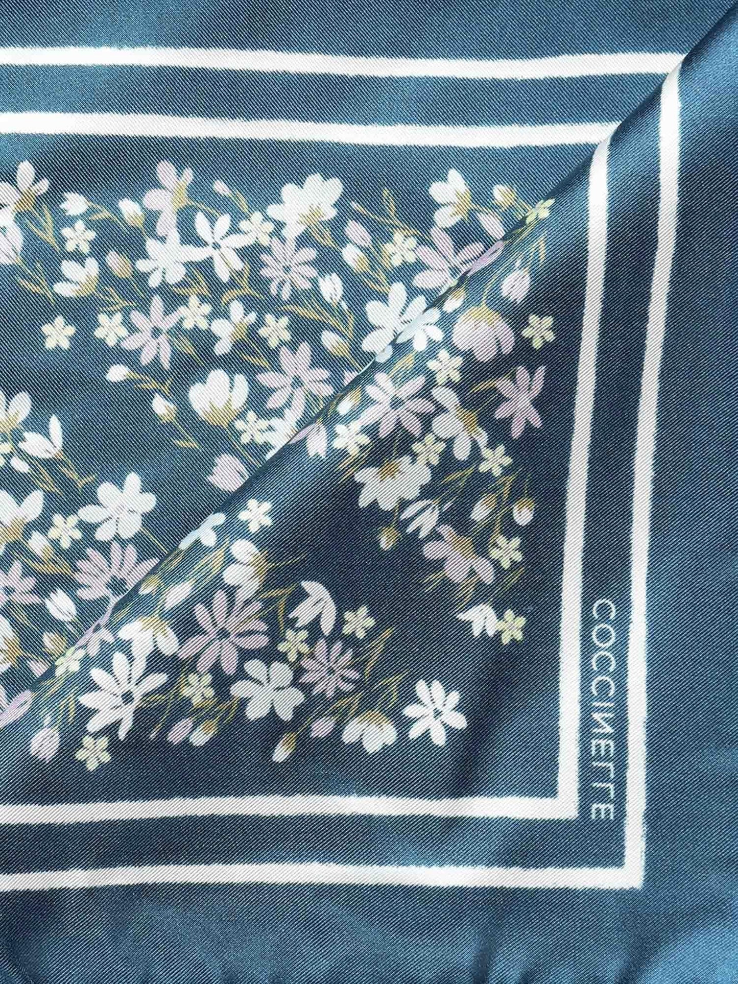 Foulard in seta con stampa