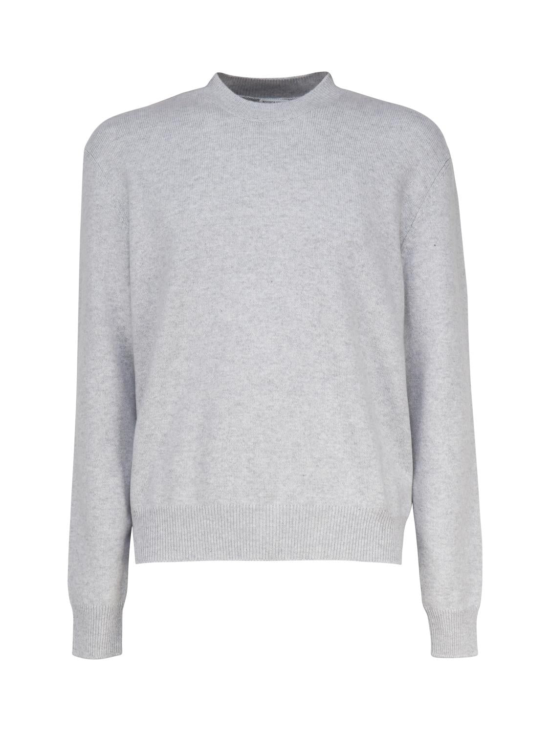 Maglia in cashmere con toppe in pelle intrecciata