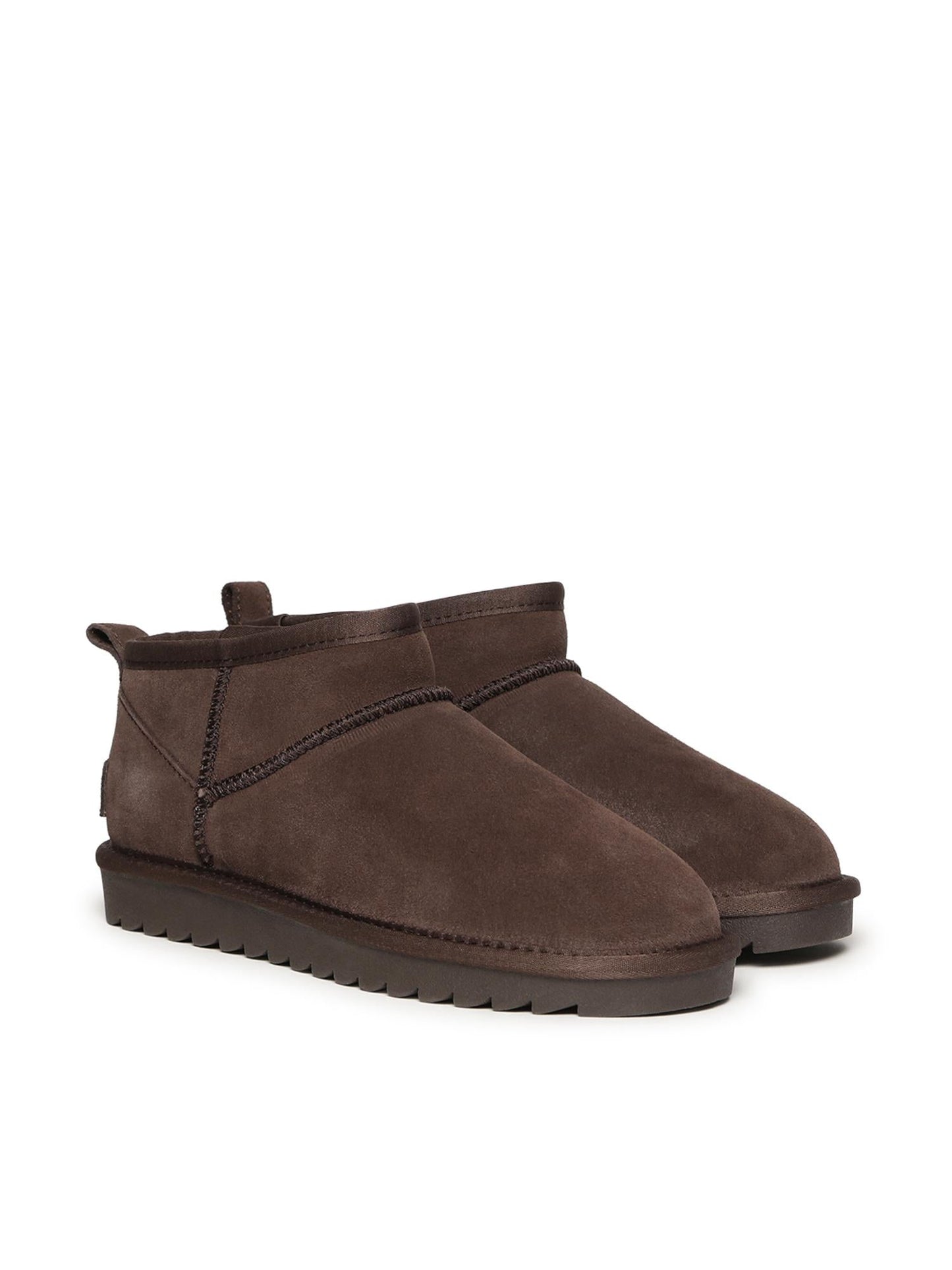 Stivale basso in pelle scamosciata