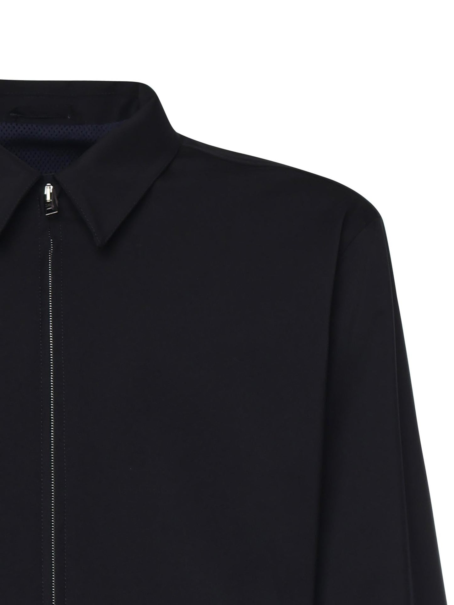 Shacket in lightweight diagonal