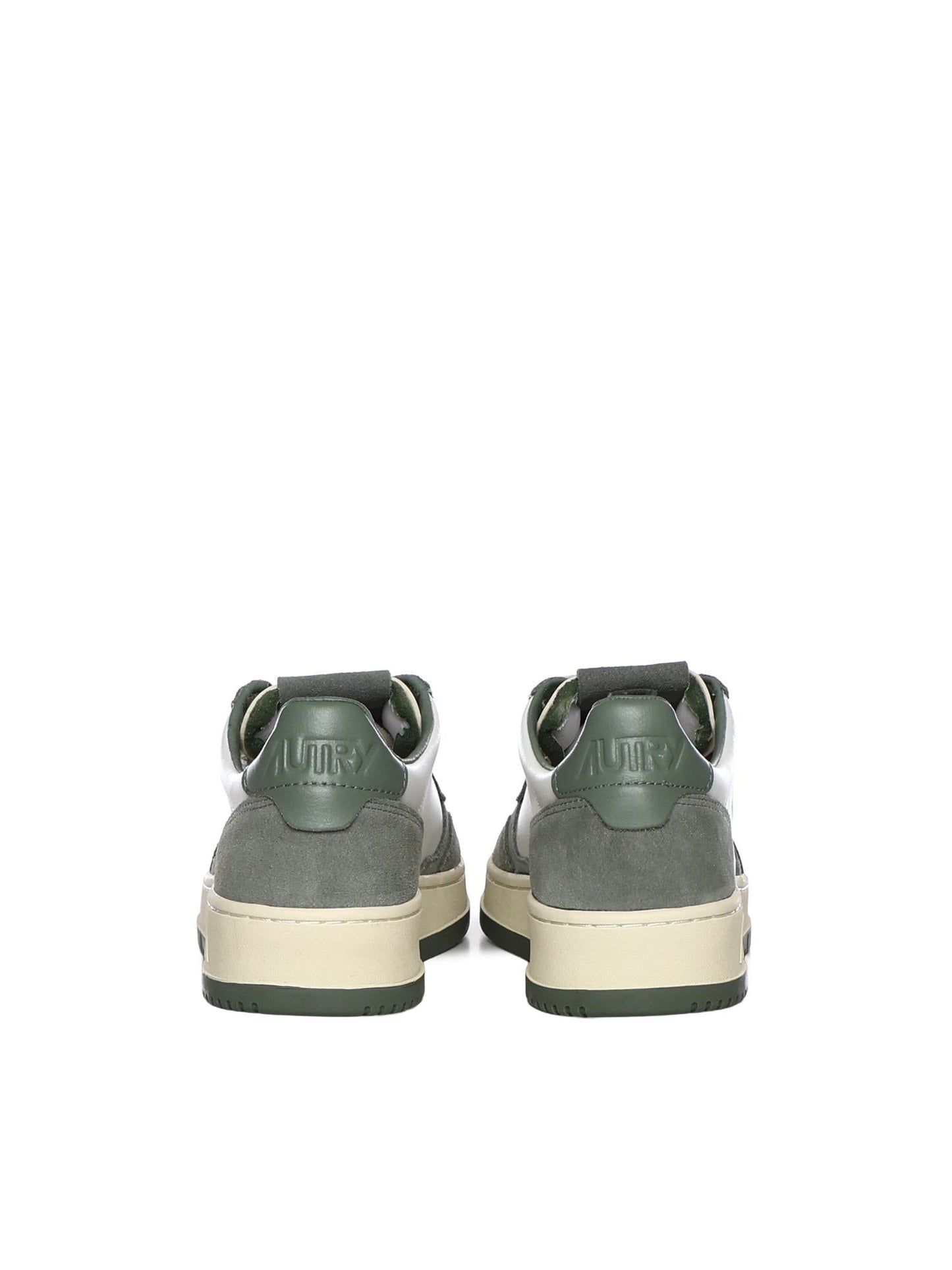 Sneaker Medalist