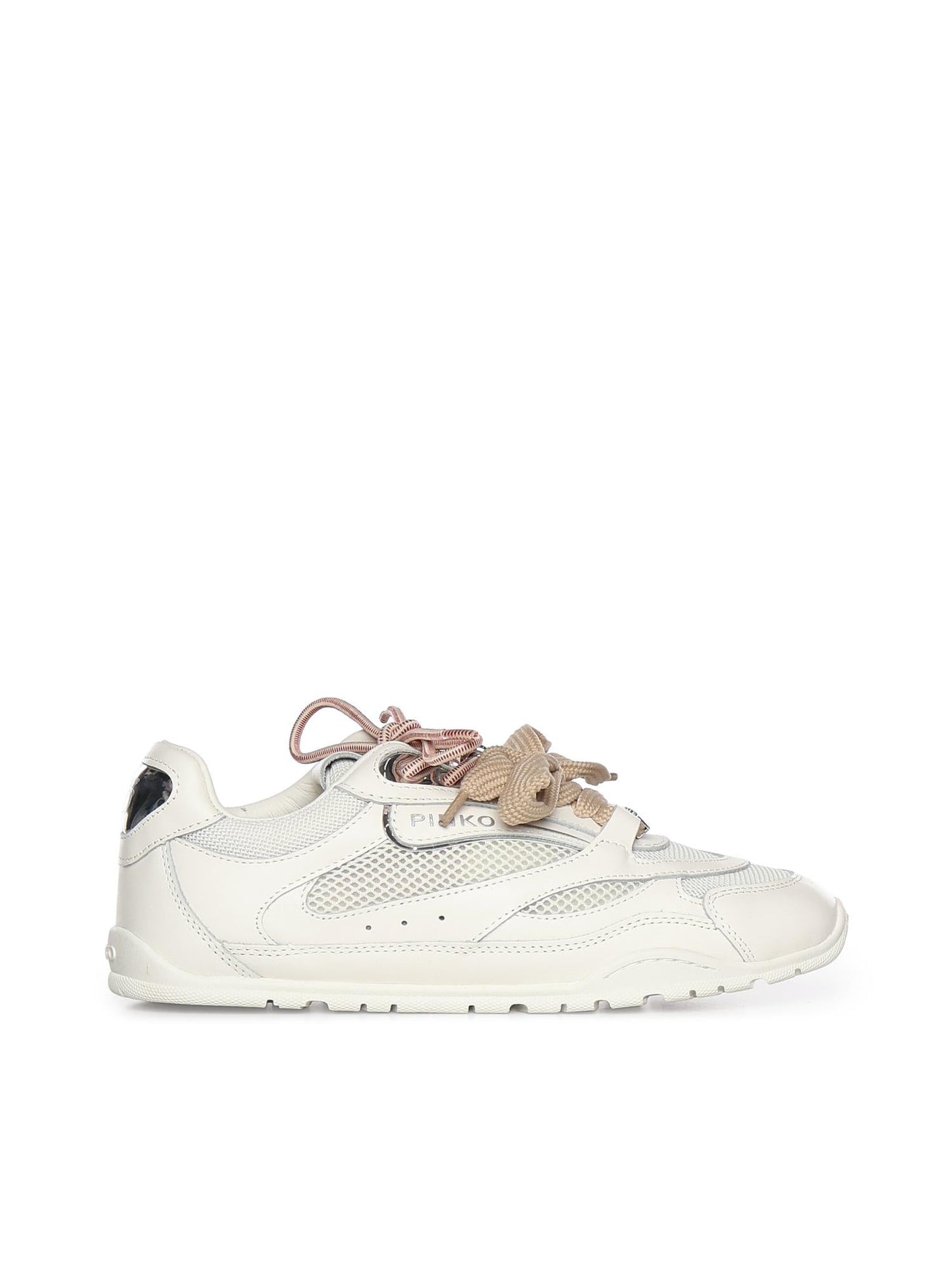 Sneakers con lacci doppi, cristallo e charm