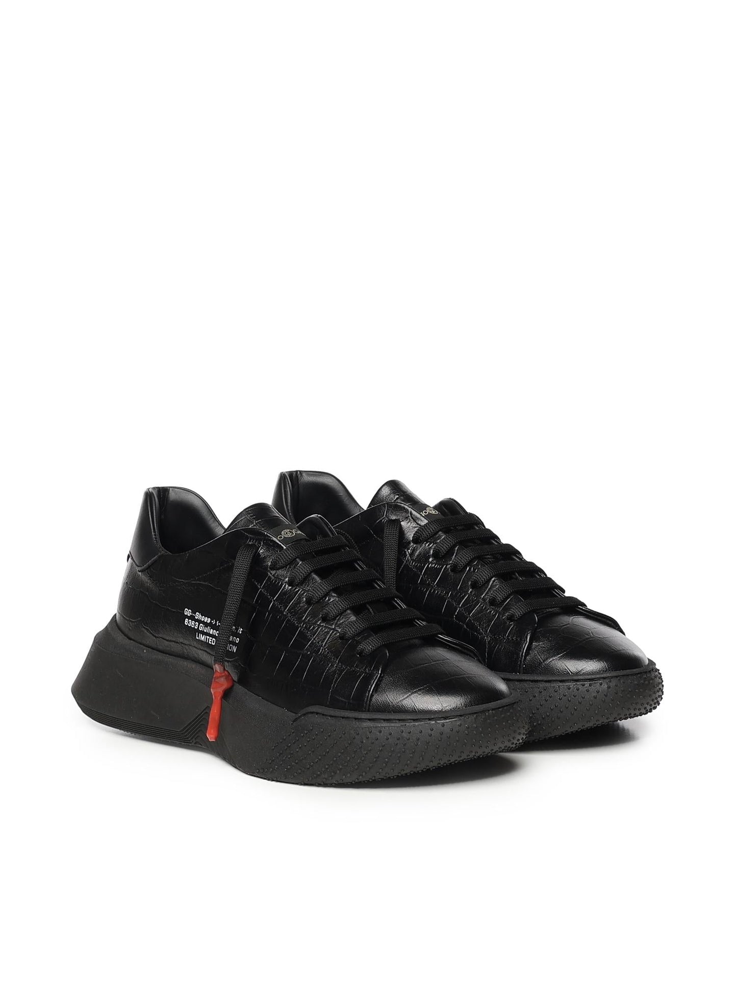 Sneaker Nemesis 2 Triple in pelle