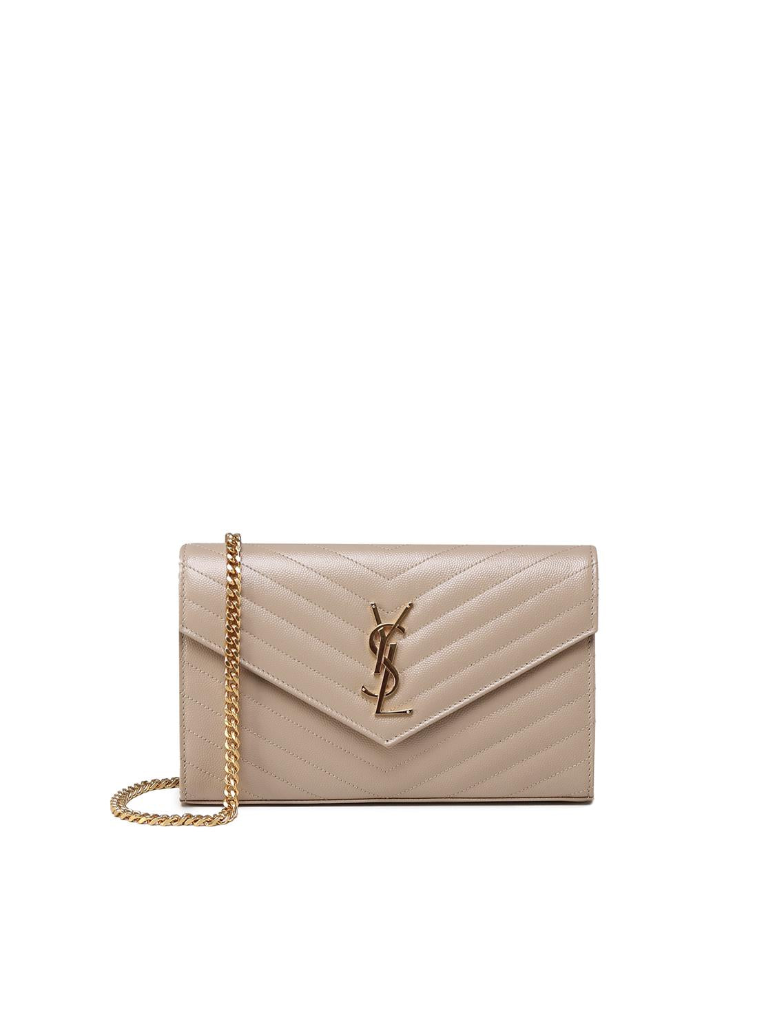 Pochette con catena Cassandre in pelle grain de poudre