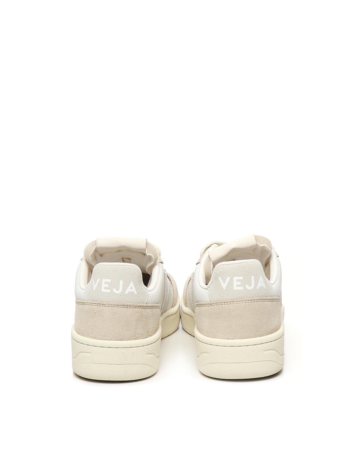 Sneakers V-82