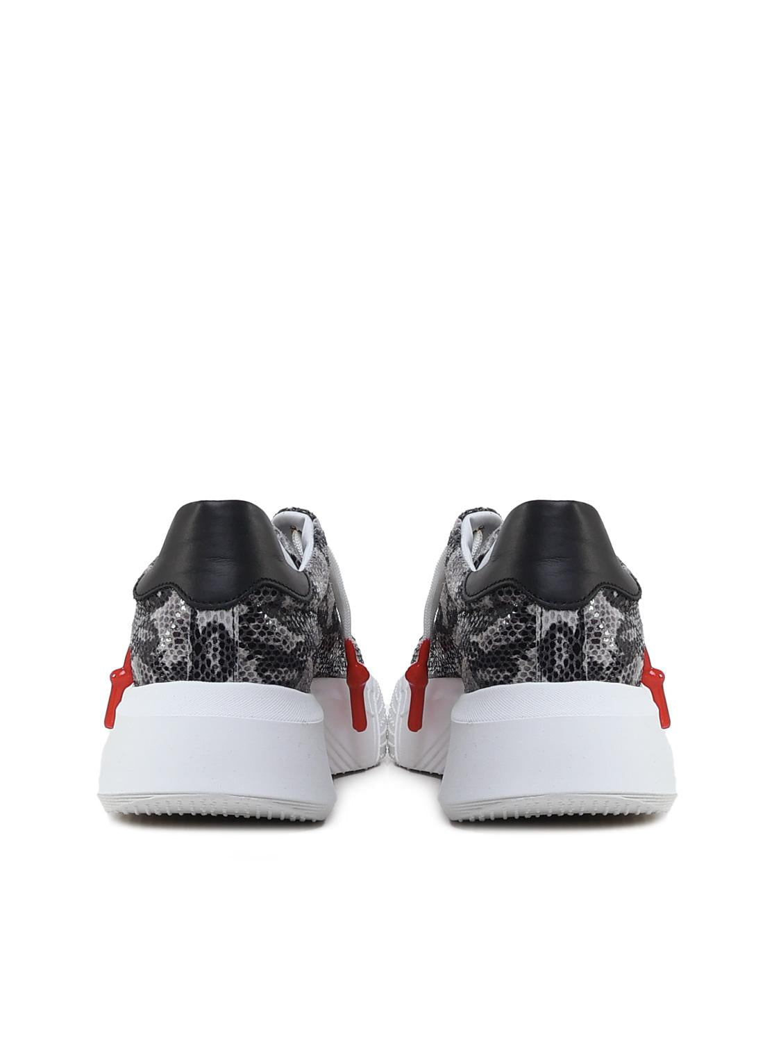 Sneakers Nemesis in nappa con stampa pitone