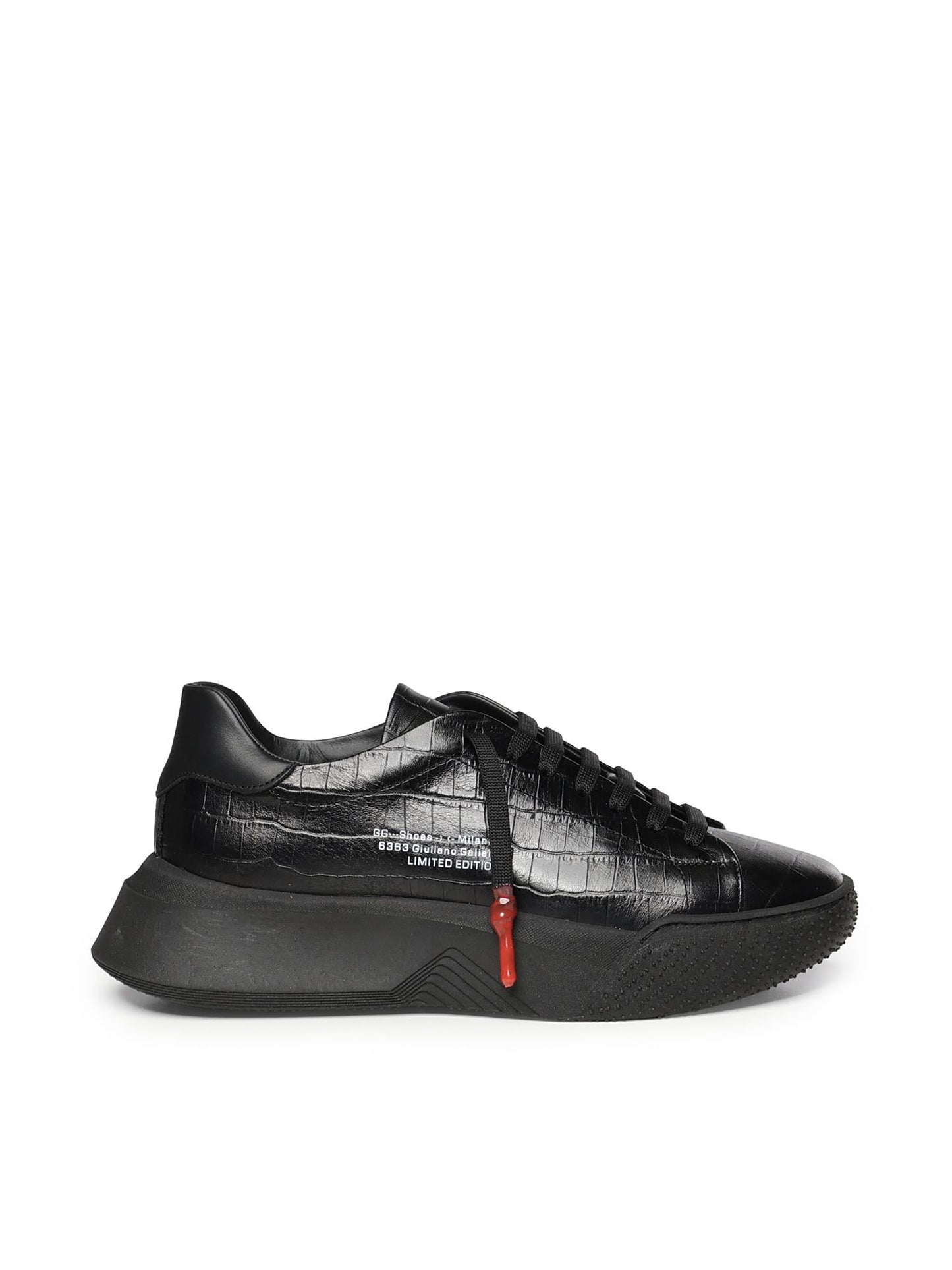 Sneaker Nemesis 2 Triple in pelle