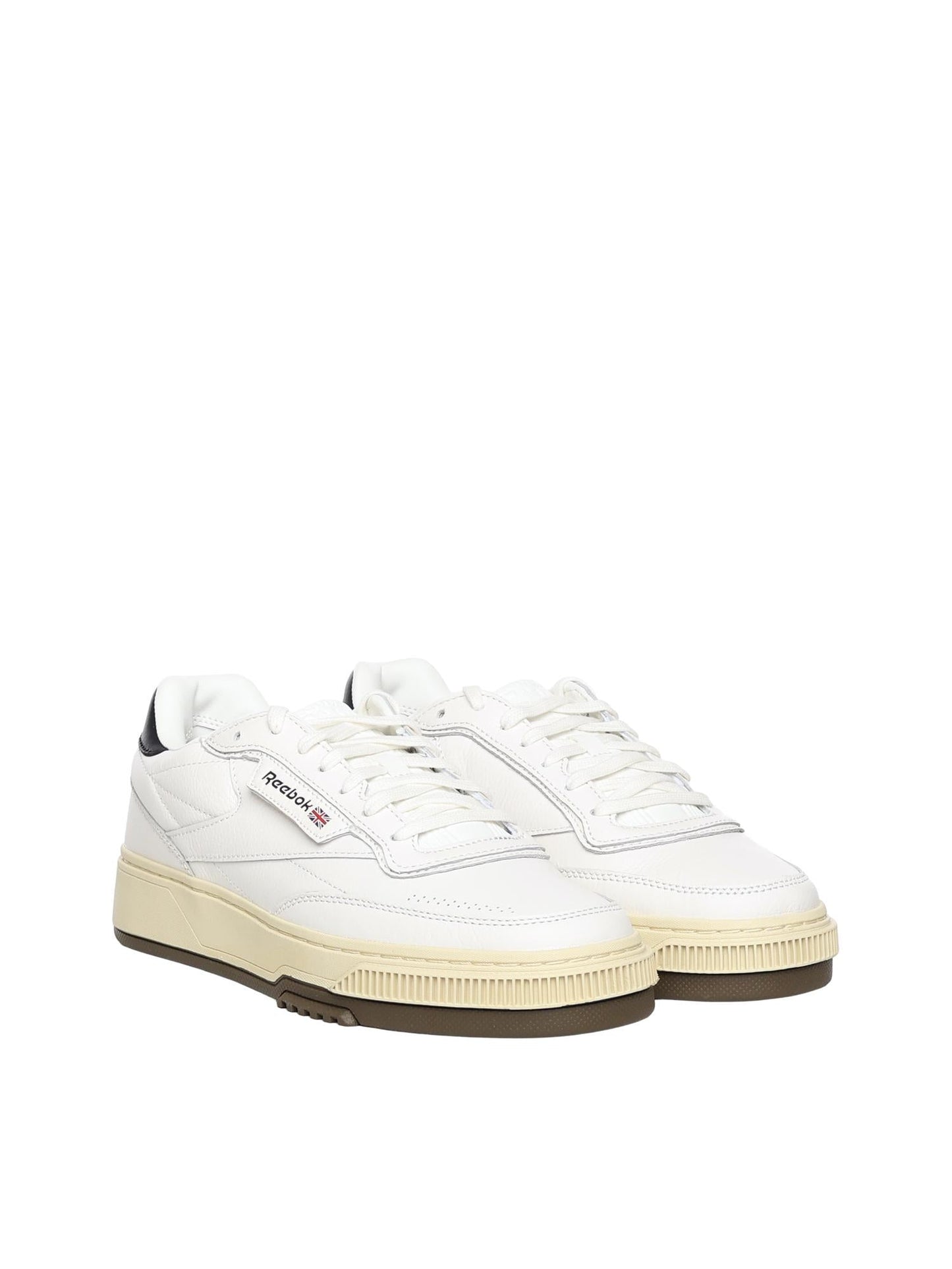 Sneakers Club C ltd
