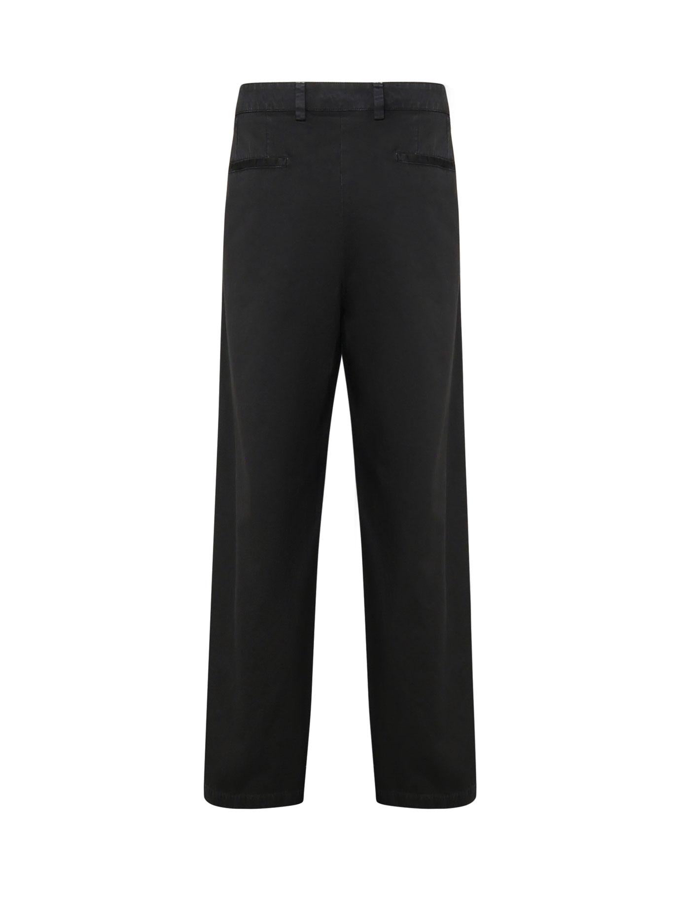 Pantaloni in gabardina