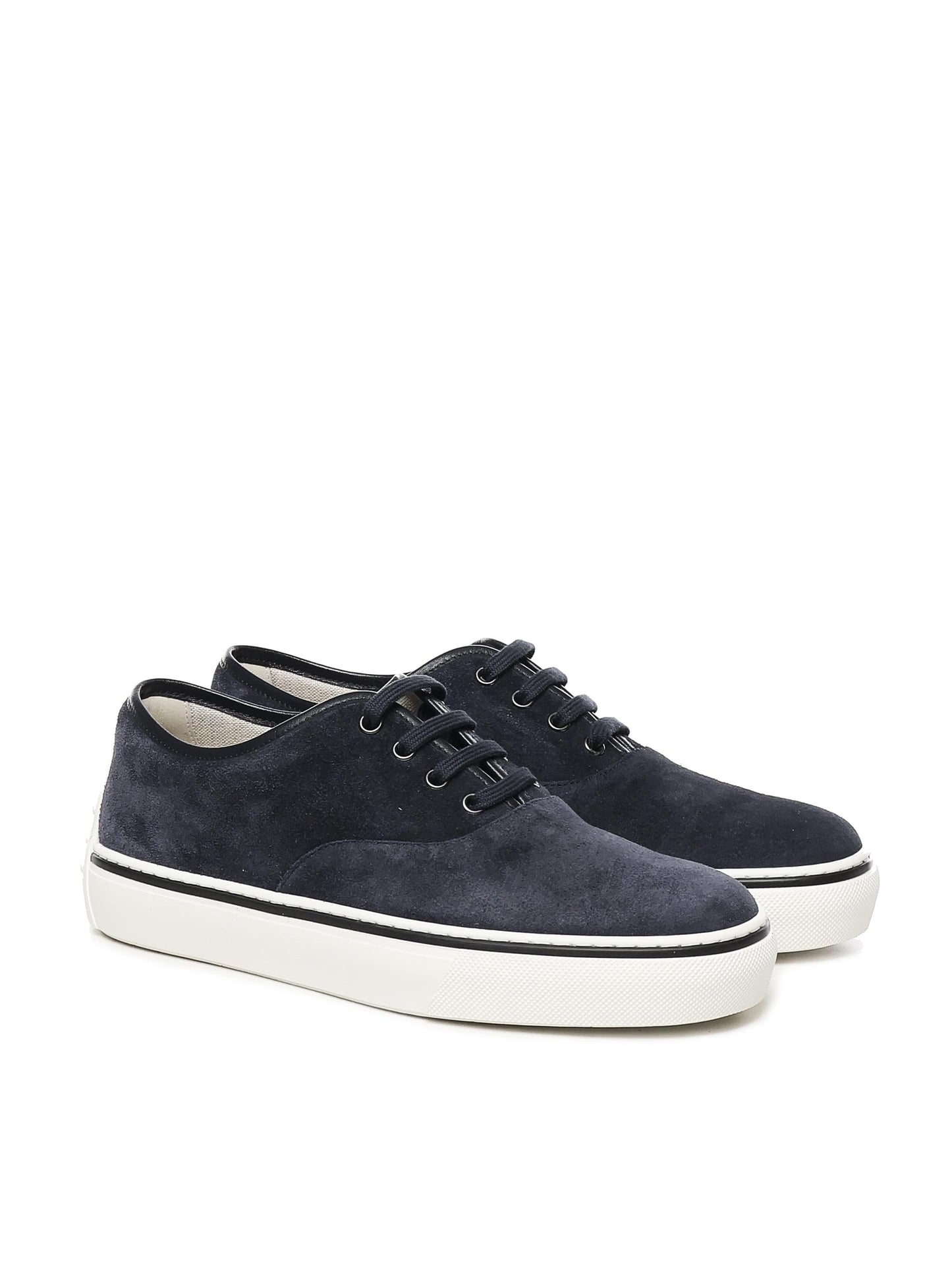 Sneakers Allacciate