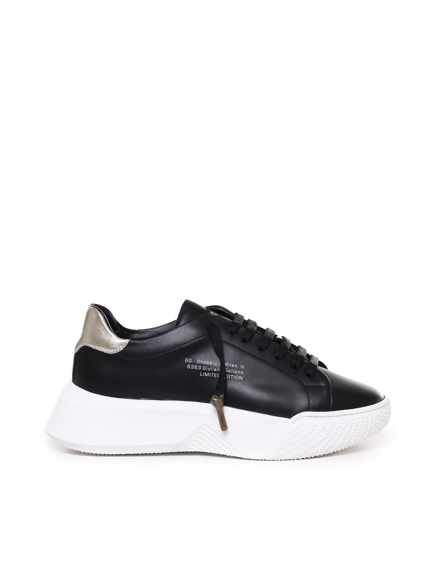 Sneakers Nemesis in nappa