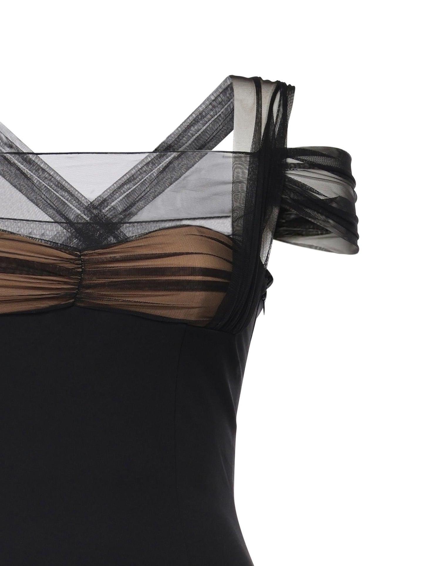 Abito lungo con ruches e tulle
