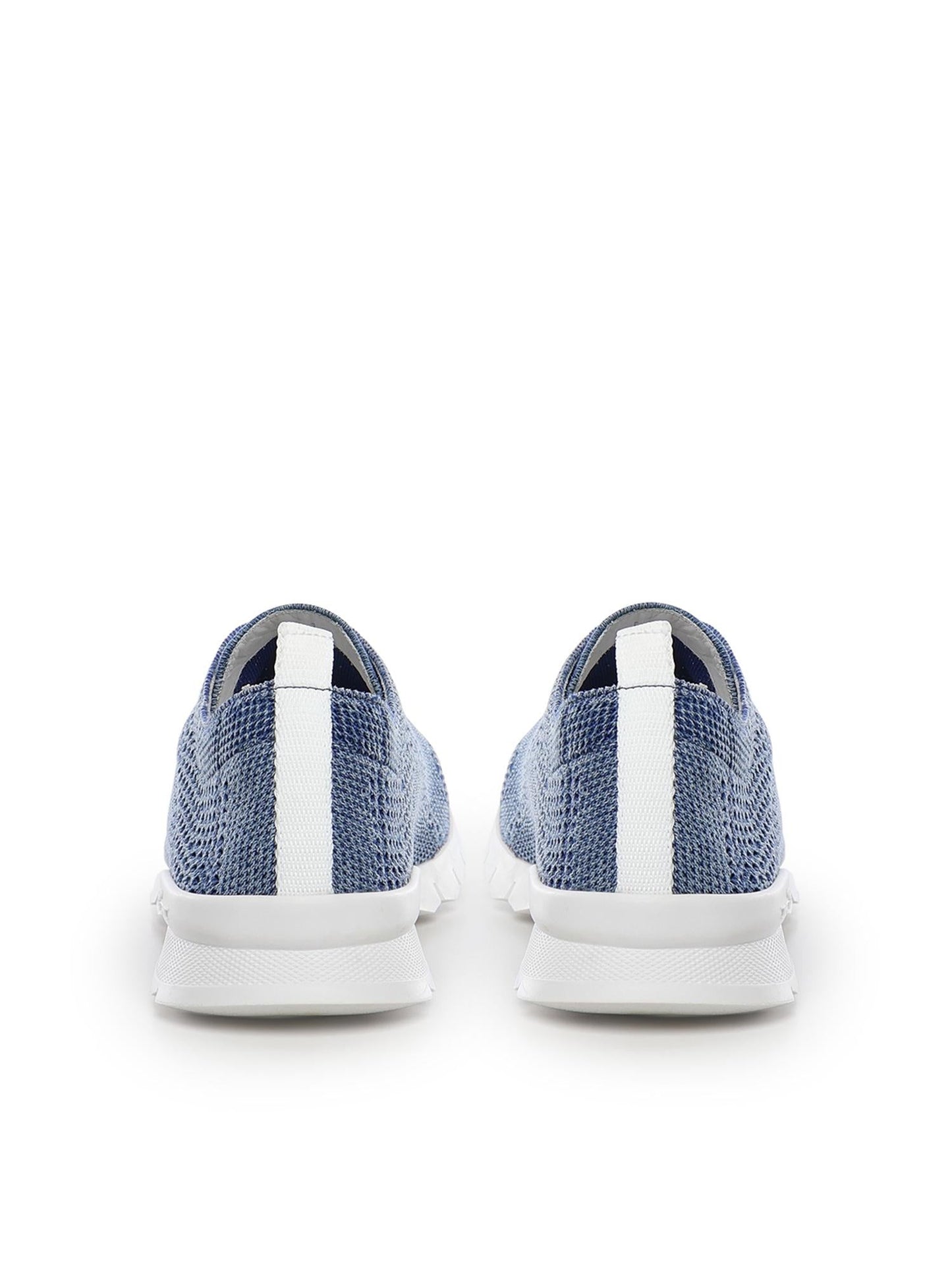 Sneaker Fits con logo