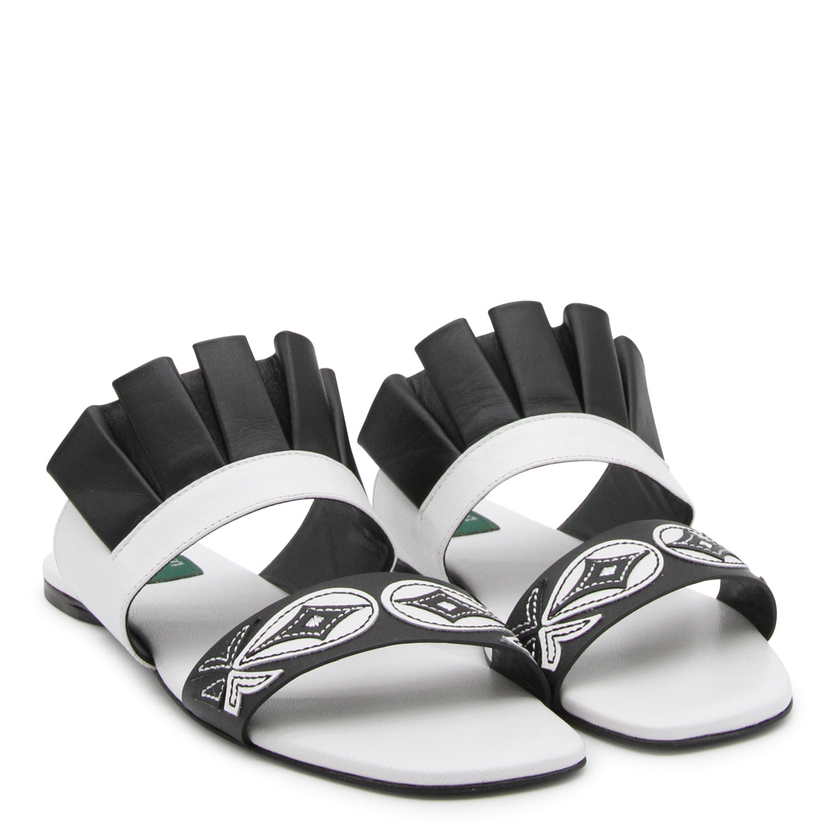 BLACK AND WHITE LEATHER GOCCIA APPLIQUE' FLAT SANDALS
