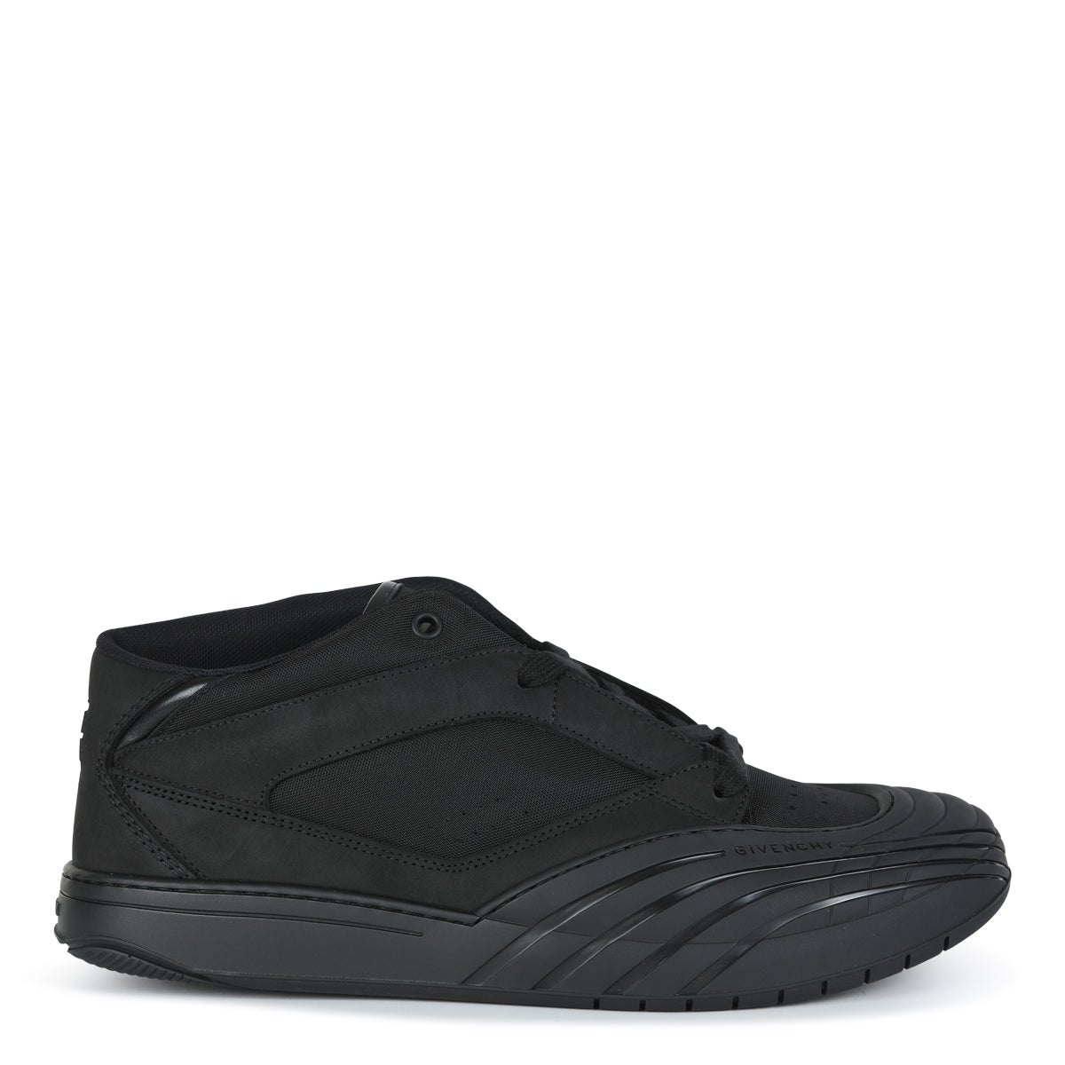BLACK SKATE SNEAKERS