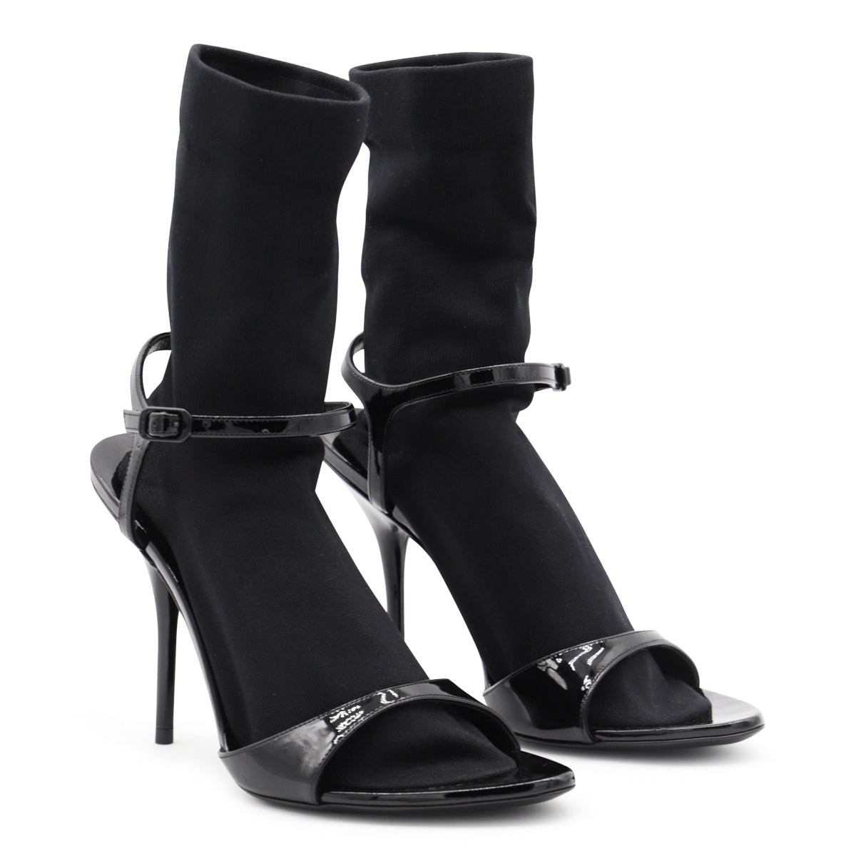 BLACK SANDAL