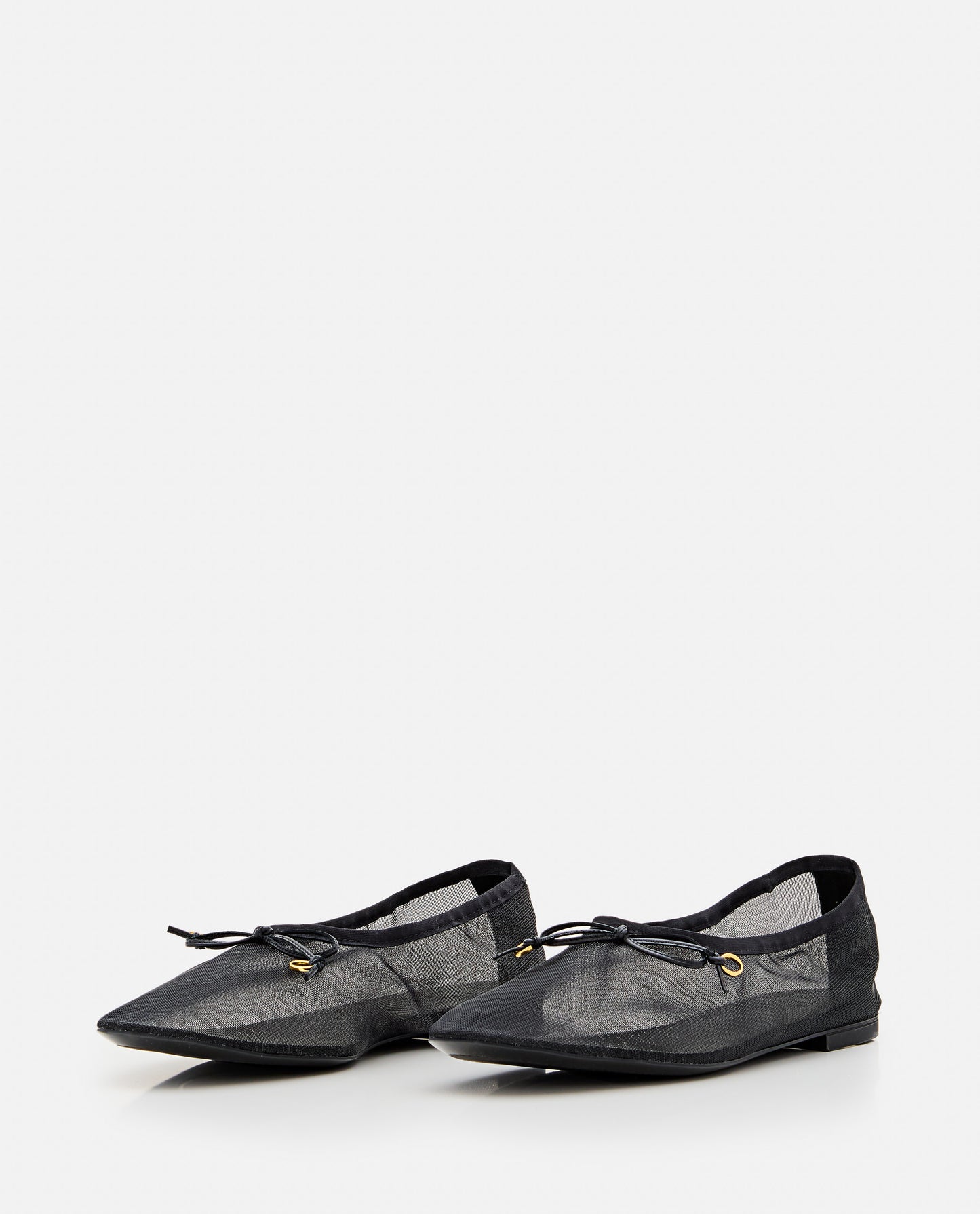 FLAT SHOES