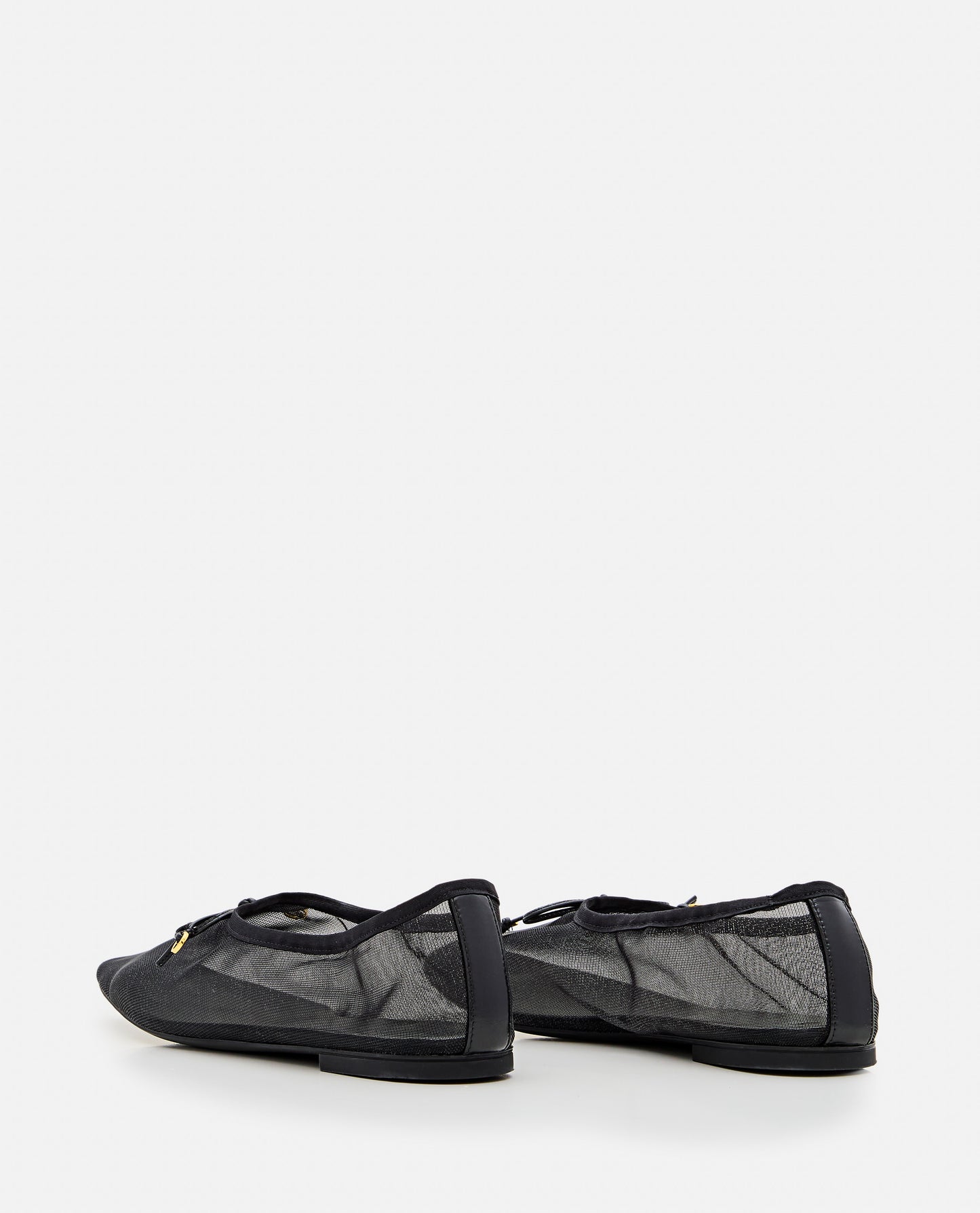 FLAT SHOES