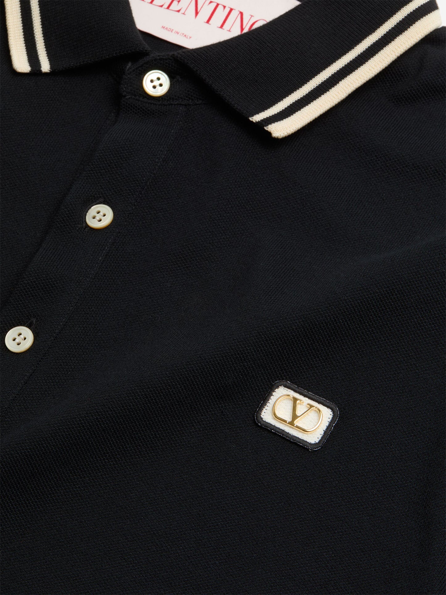 POLO SHIRT WITH VLOGO APPLICATION