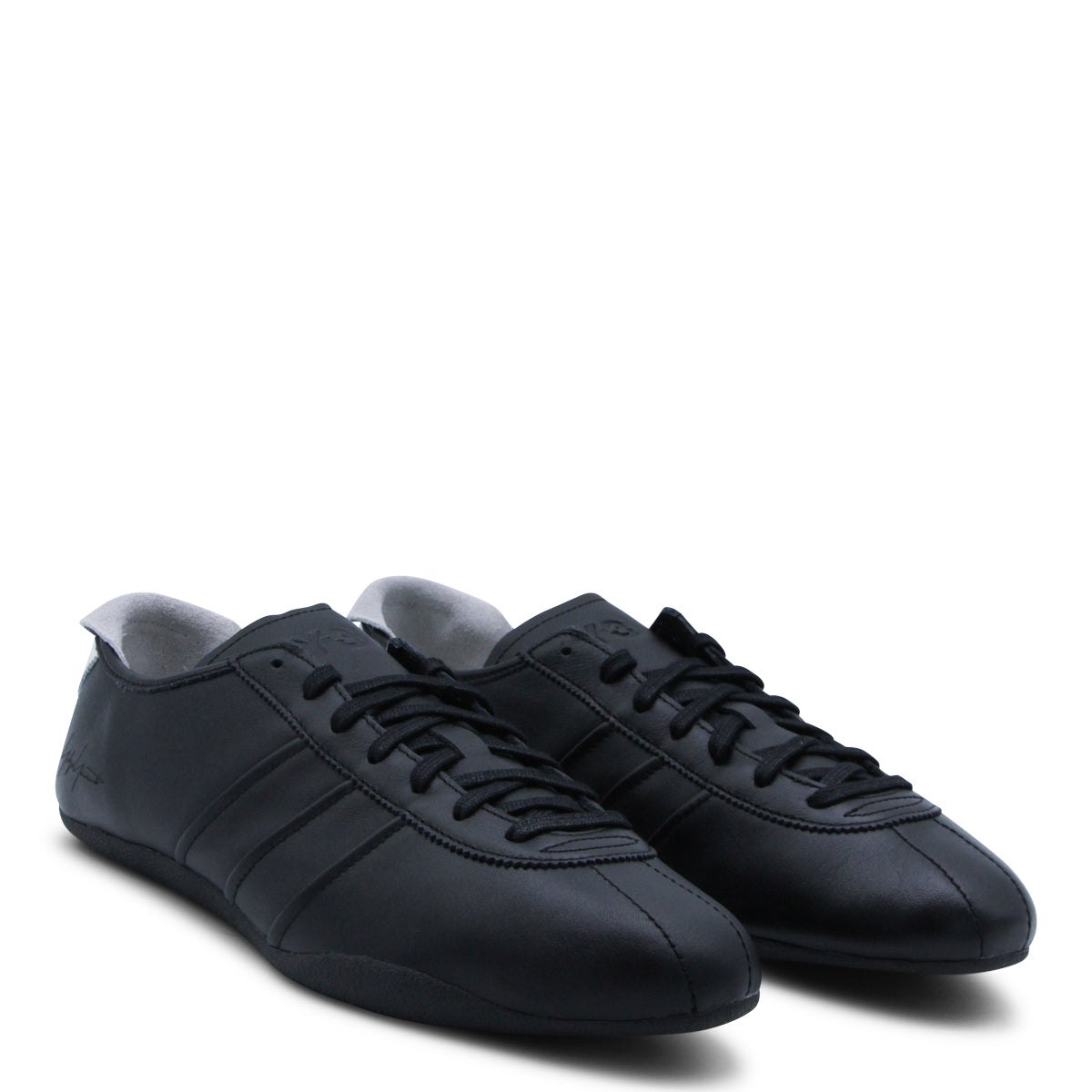 BLACK LEATHER SNEAKERS
