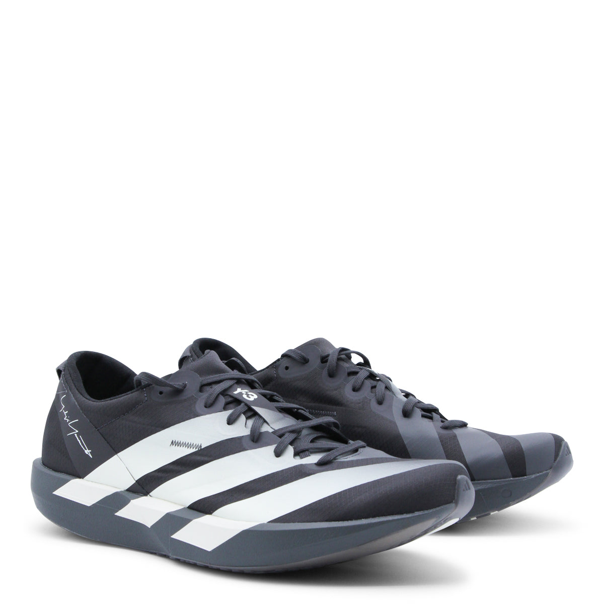 BLACK AND WHITE LEATHER SNEAKERS