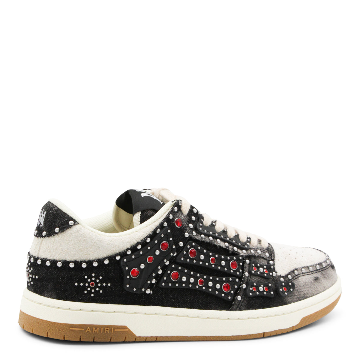 BLACK SNEAKERS