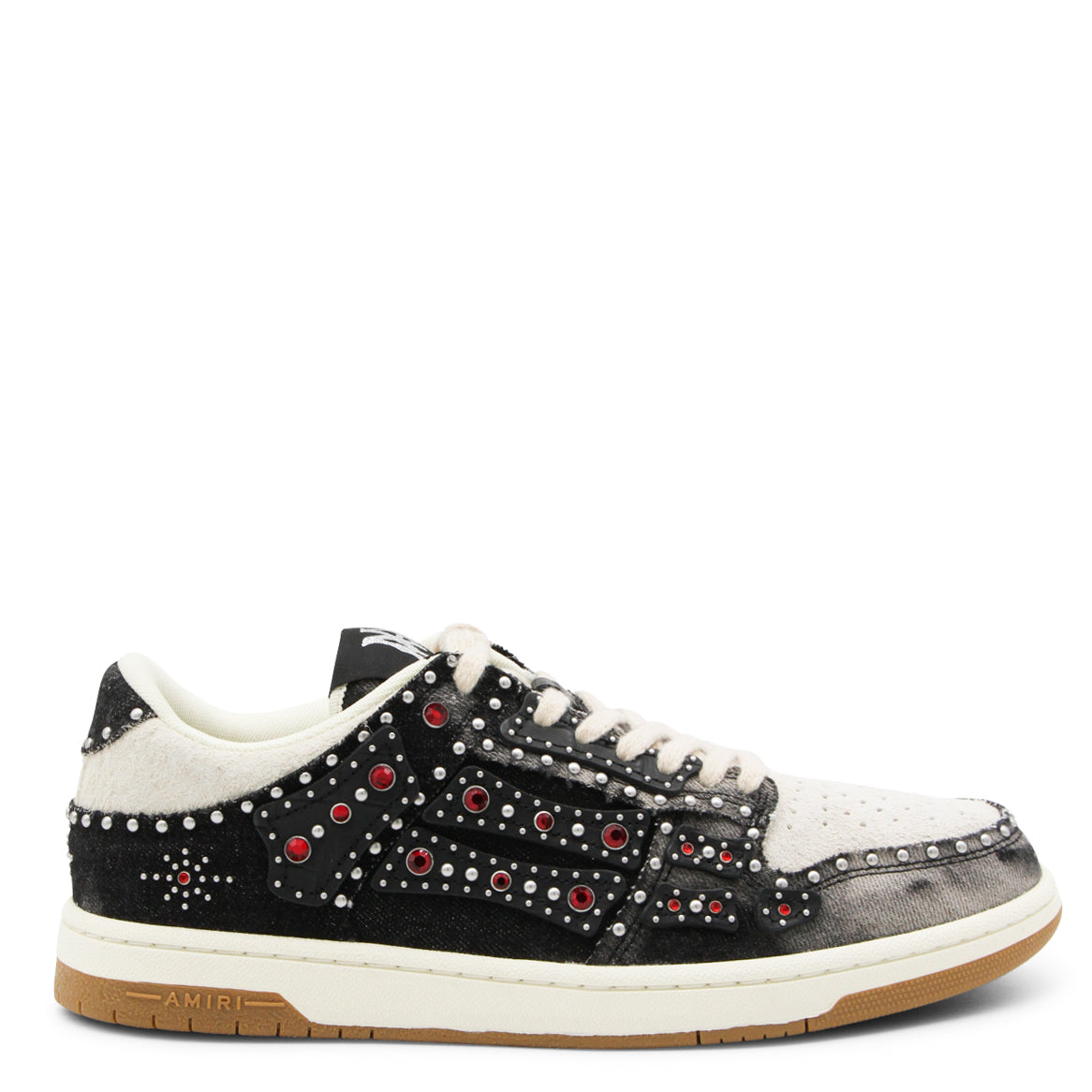 BLACK SNEAKERS