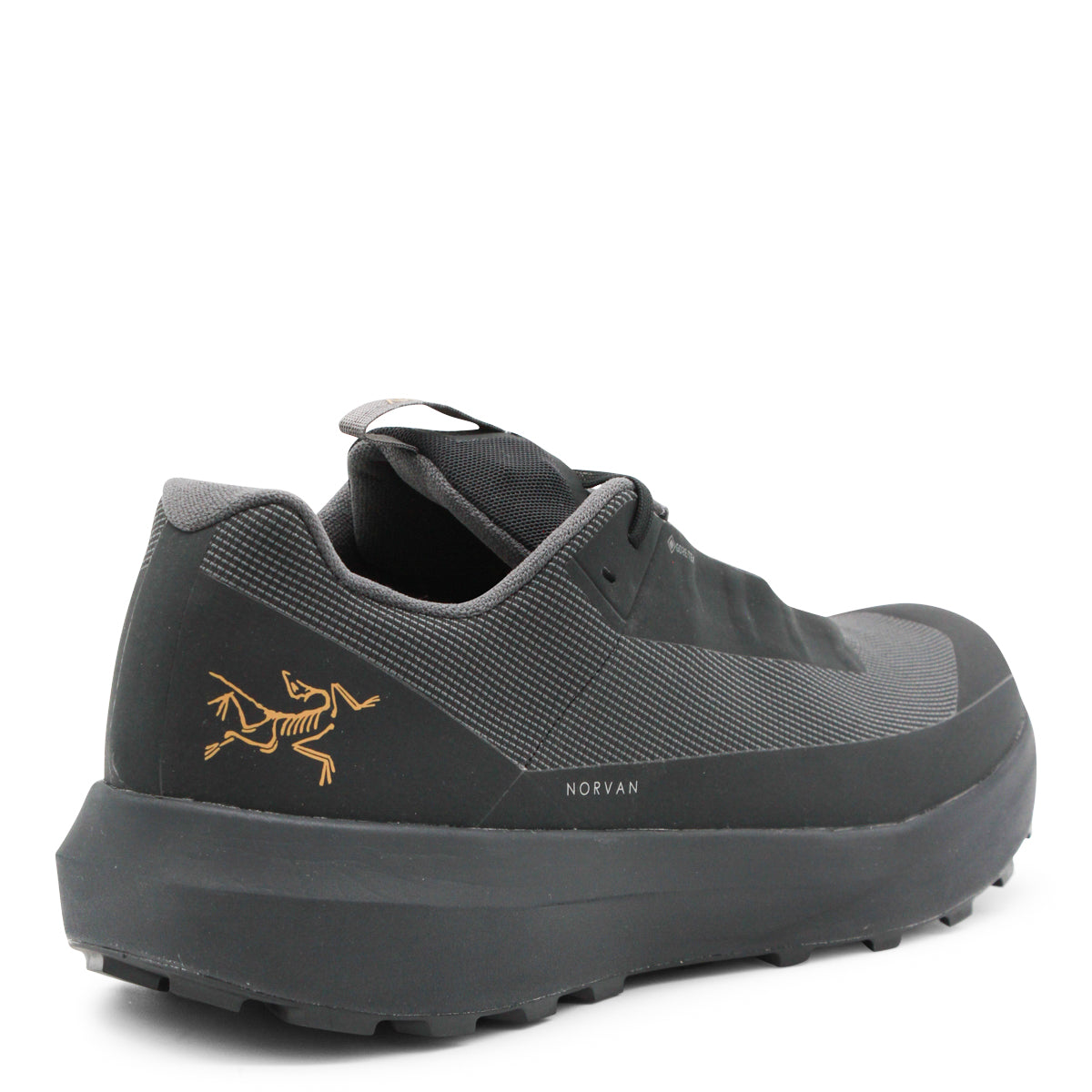 BLACK NOVARN SNEAKERS
