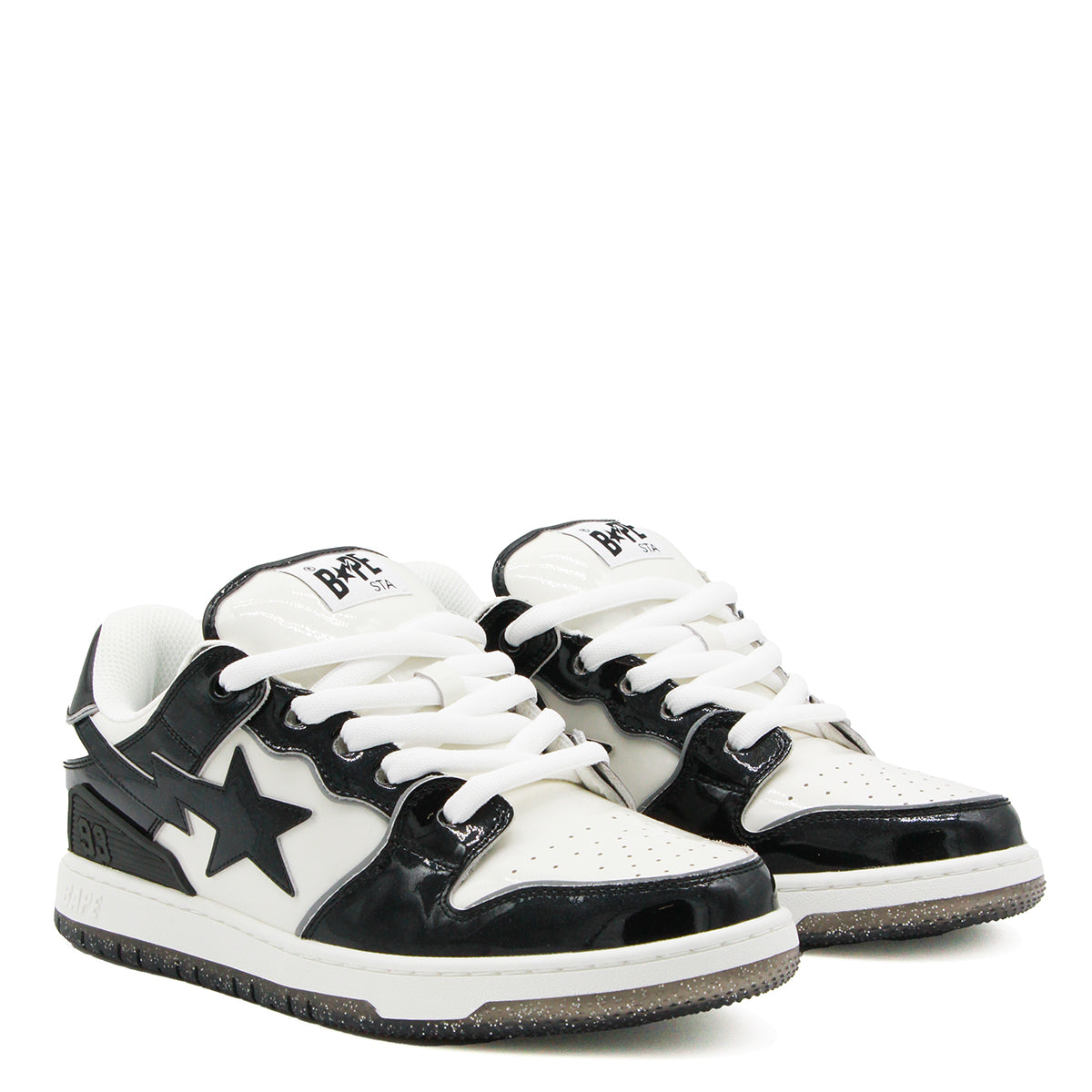 BLACK AND WHITE LEATHER SNEAKERS