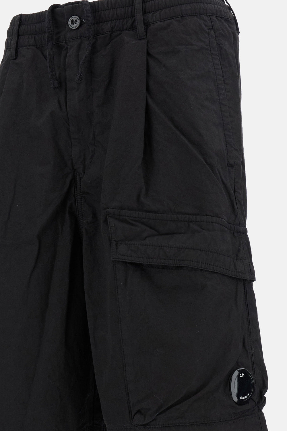 BOXY LENS SHORTS