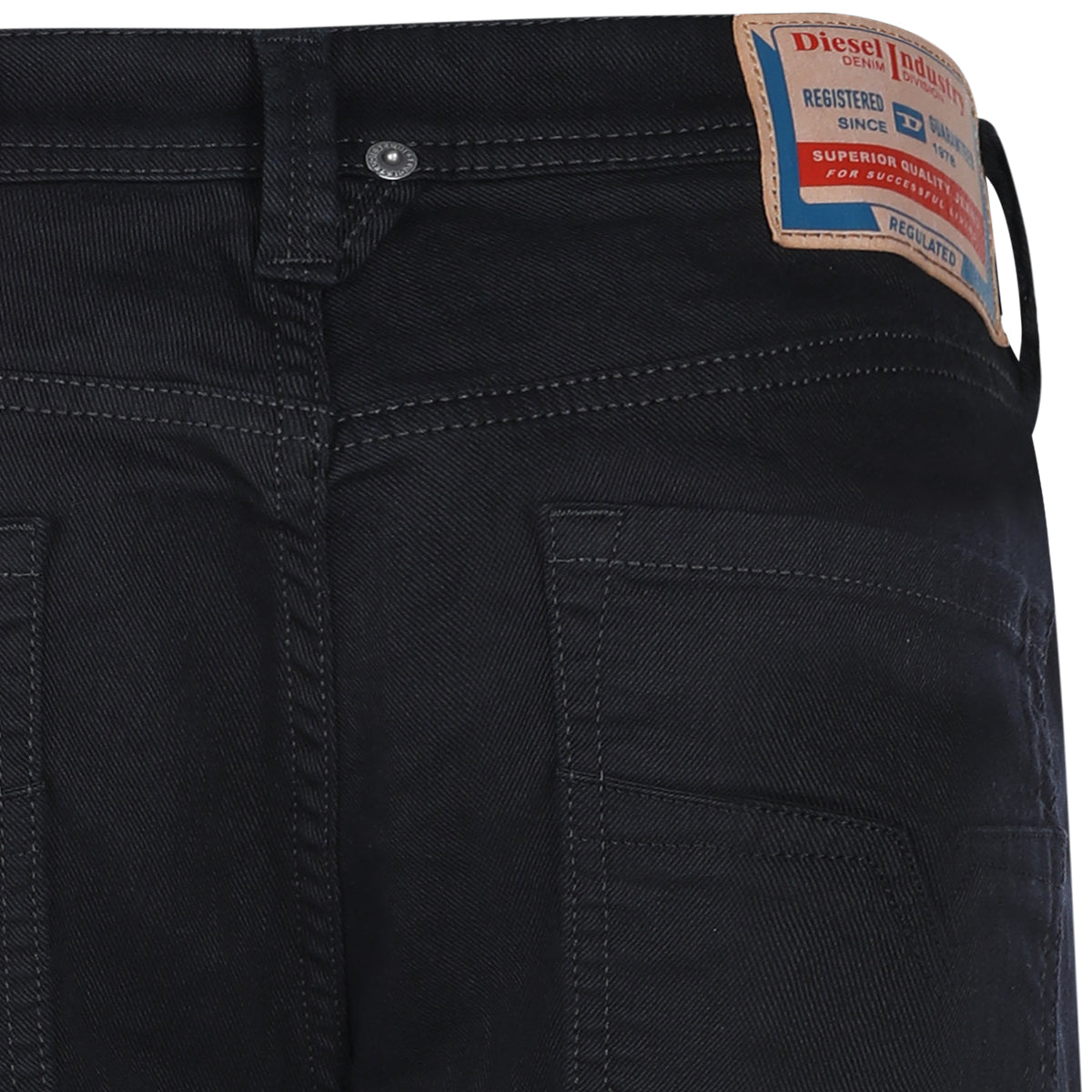 BLACK COTTON 1985 LARKEE X 32 DENIM JEANS