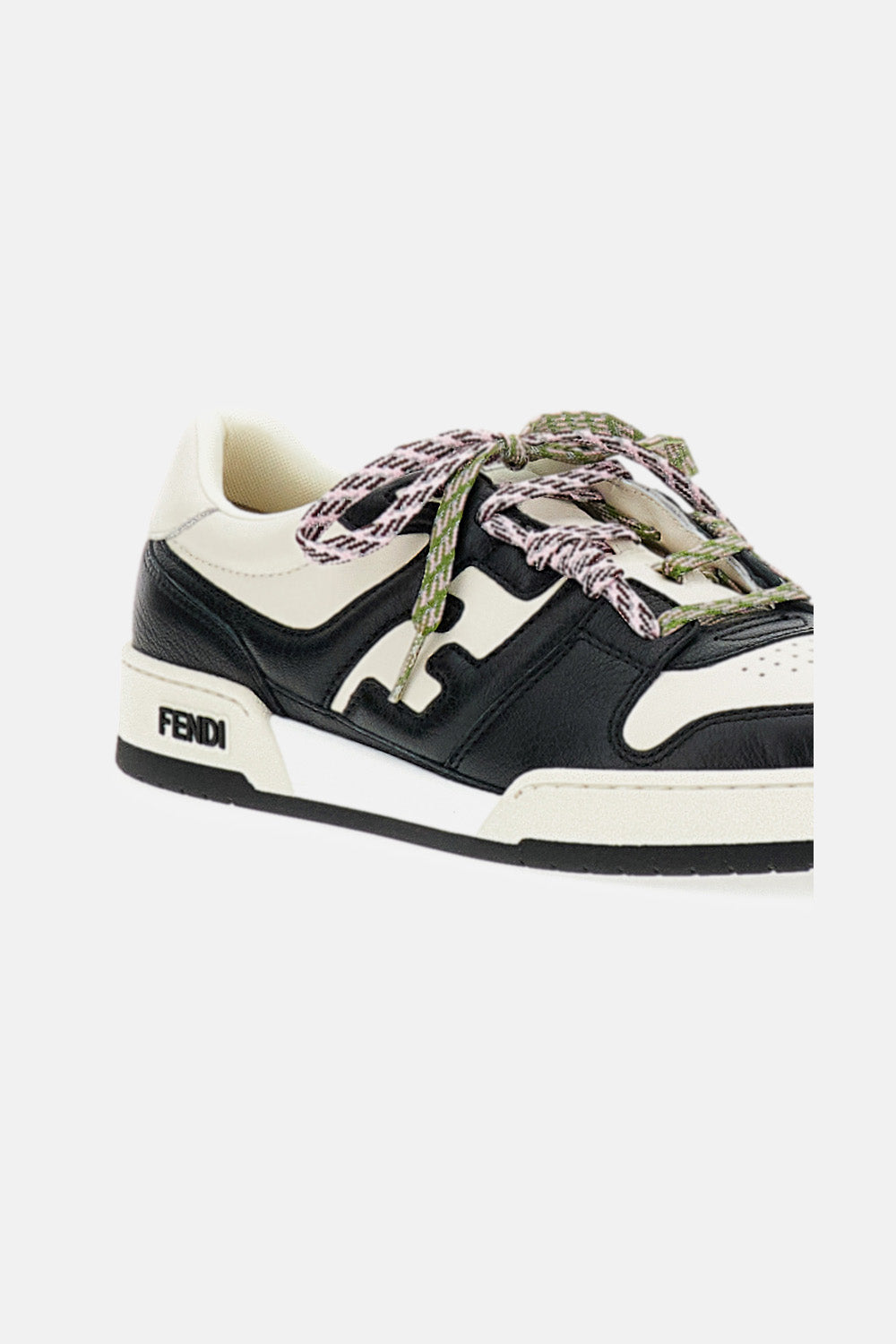 MATCH SNEAKERS