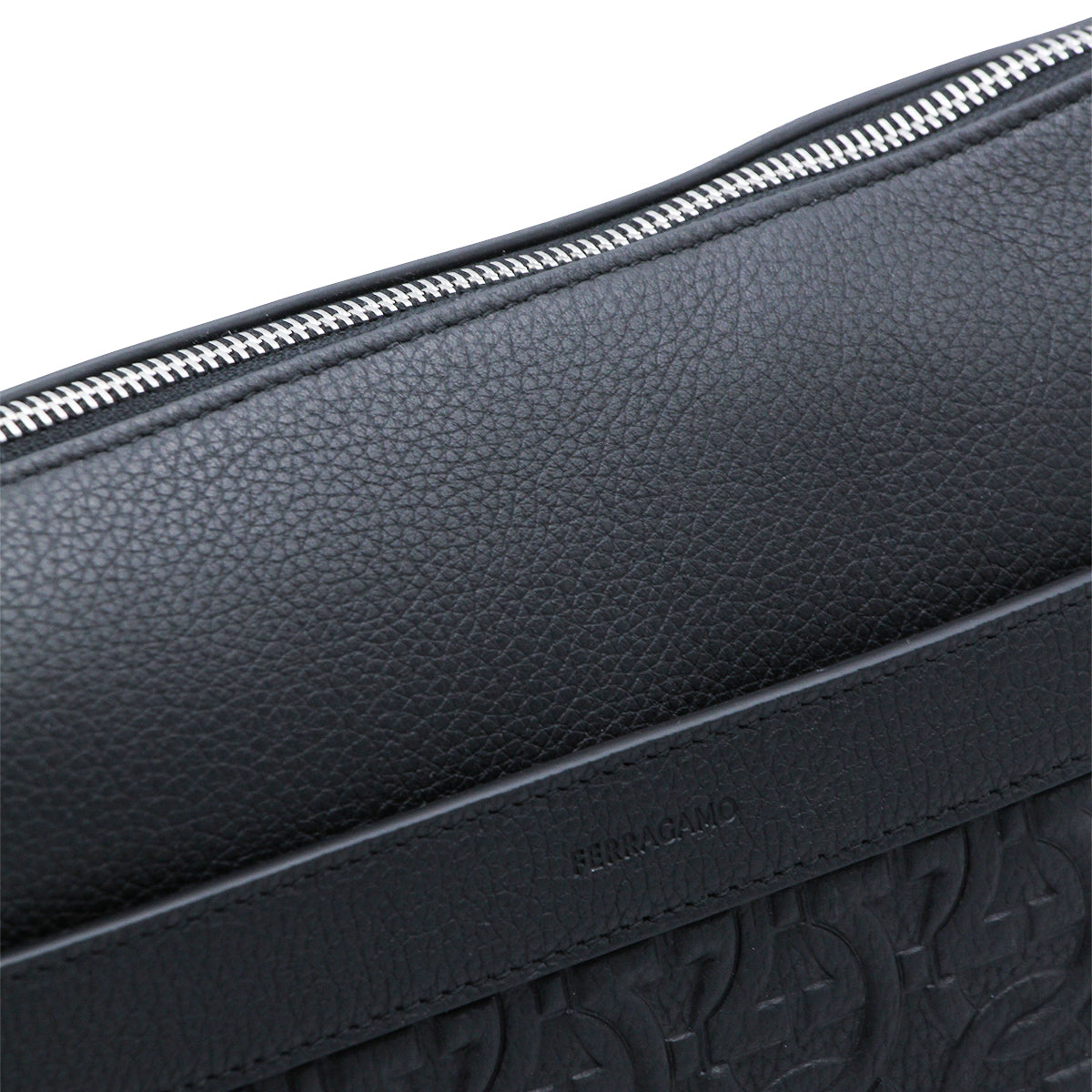 BLACK LEATHER CROSSBODY BAG