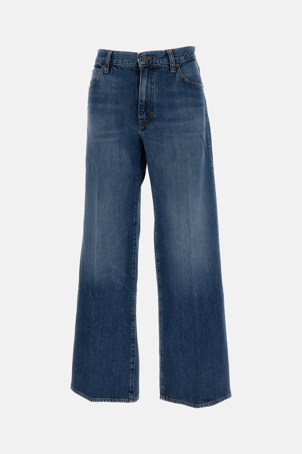 JEANS THE OFF DUTY STROLL