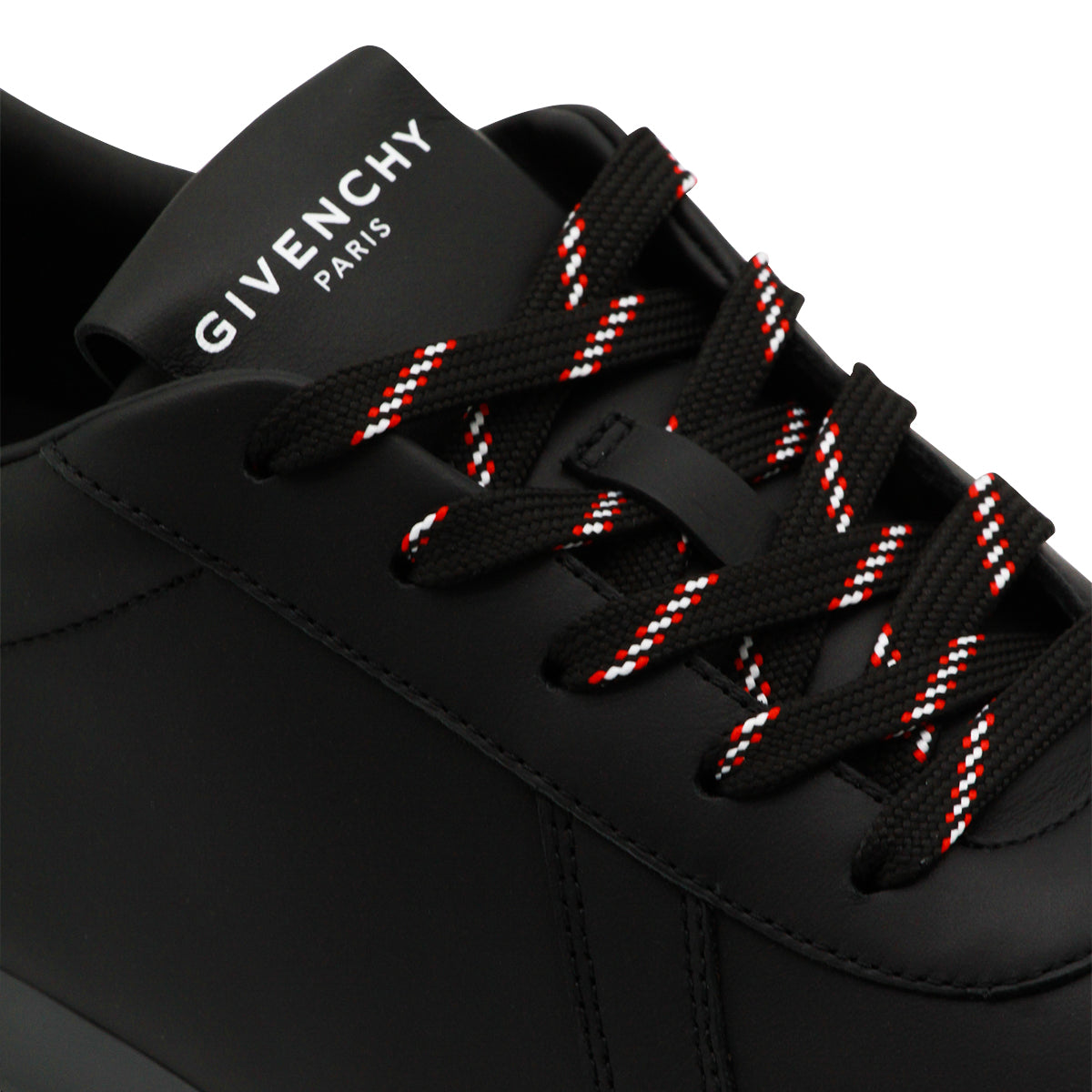 BLACK LEATHER SNEAKERS
