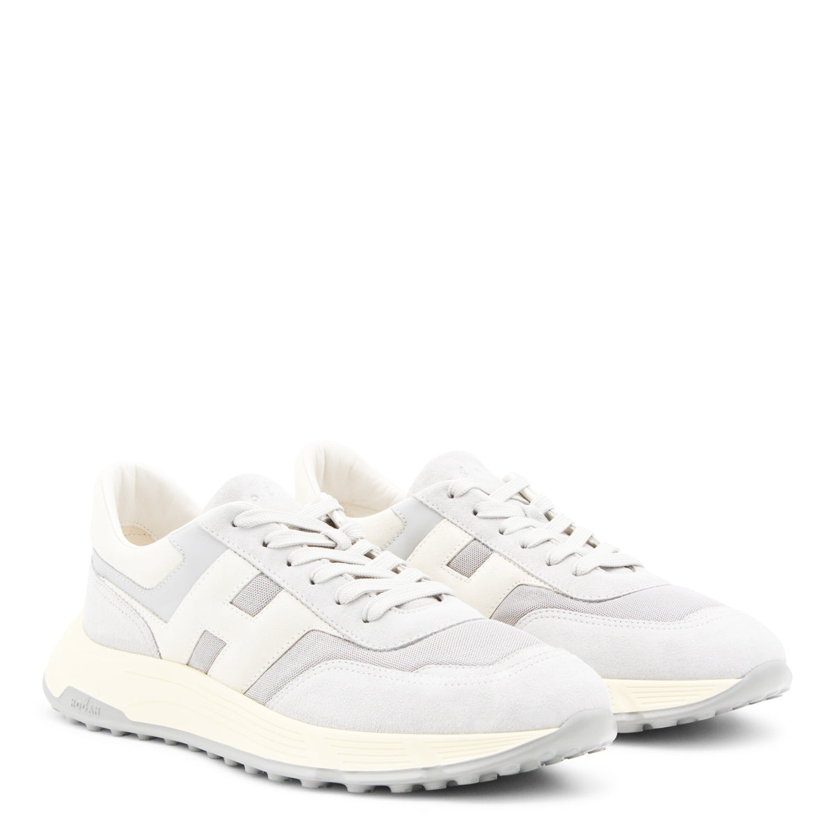 GREY LEATHER SNEAKERS