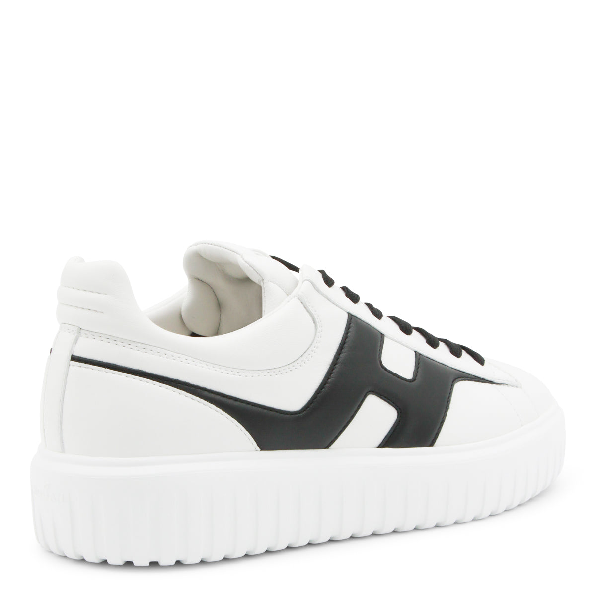 WHITE AND BLACK LEATHER SNEAKERS