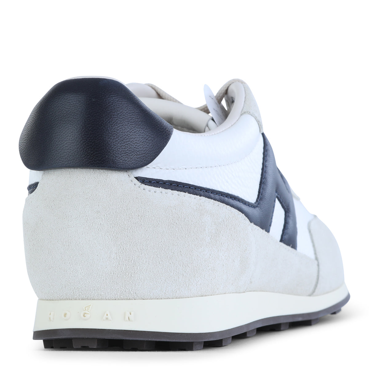 WHITE AND BLACK LEATHER SNEAKERS