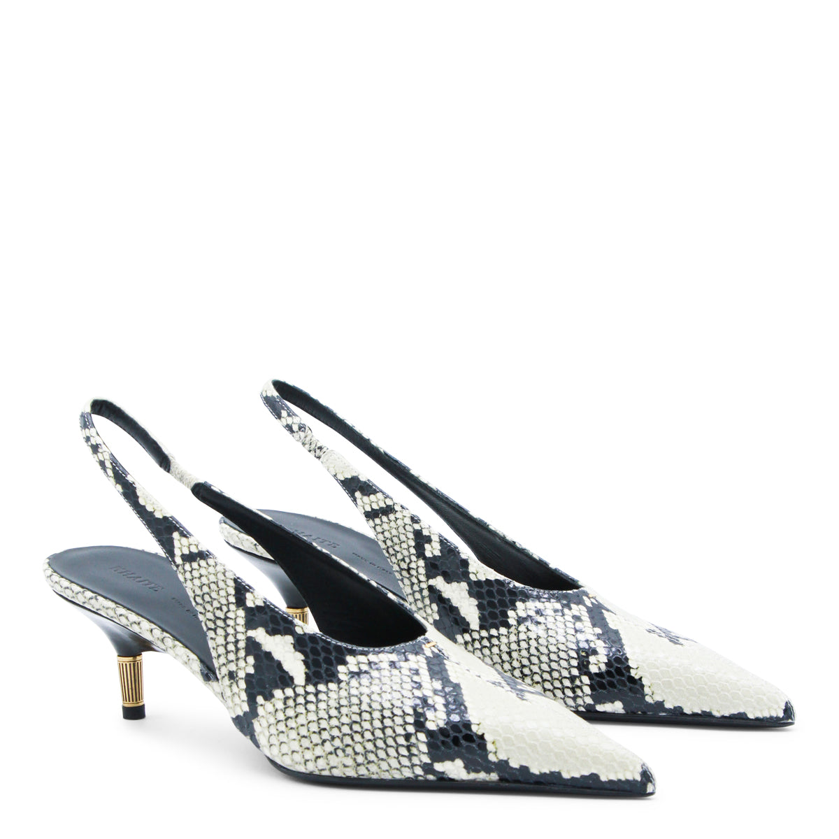 BLACK AND WHITE LEATHER PUMP