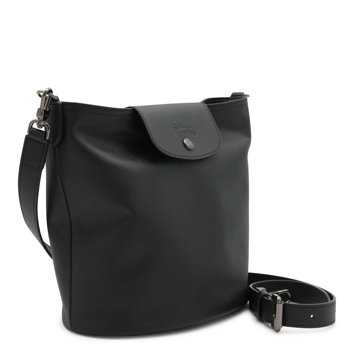 BLACK CROSSBODY BUCKET