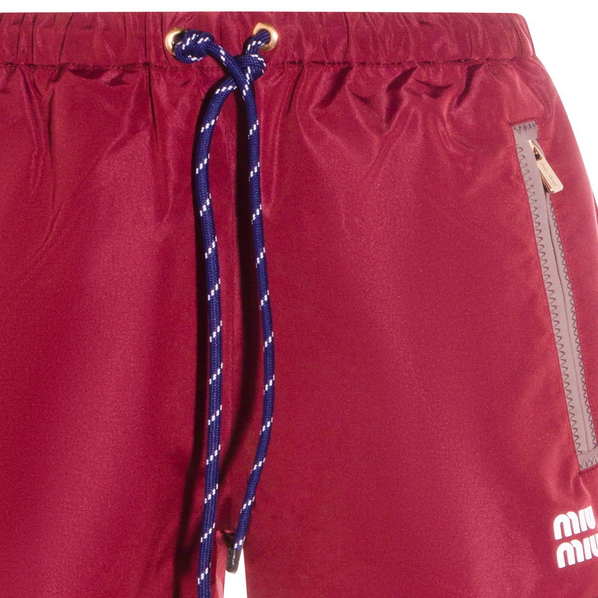 RED SHORTS