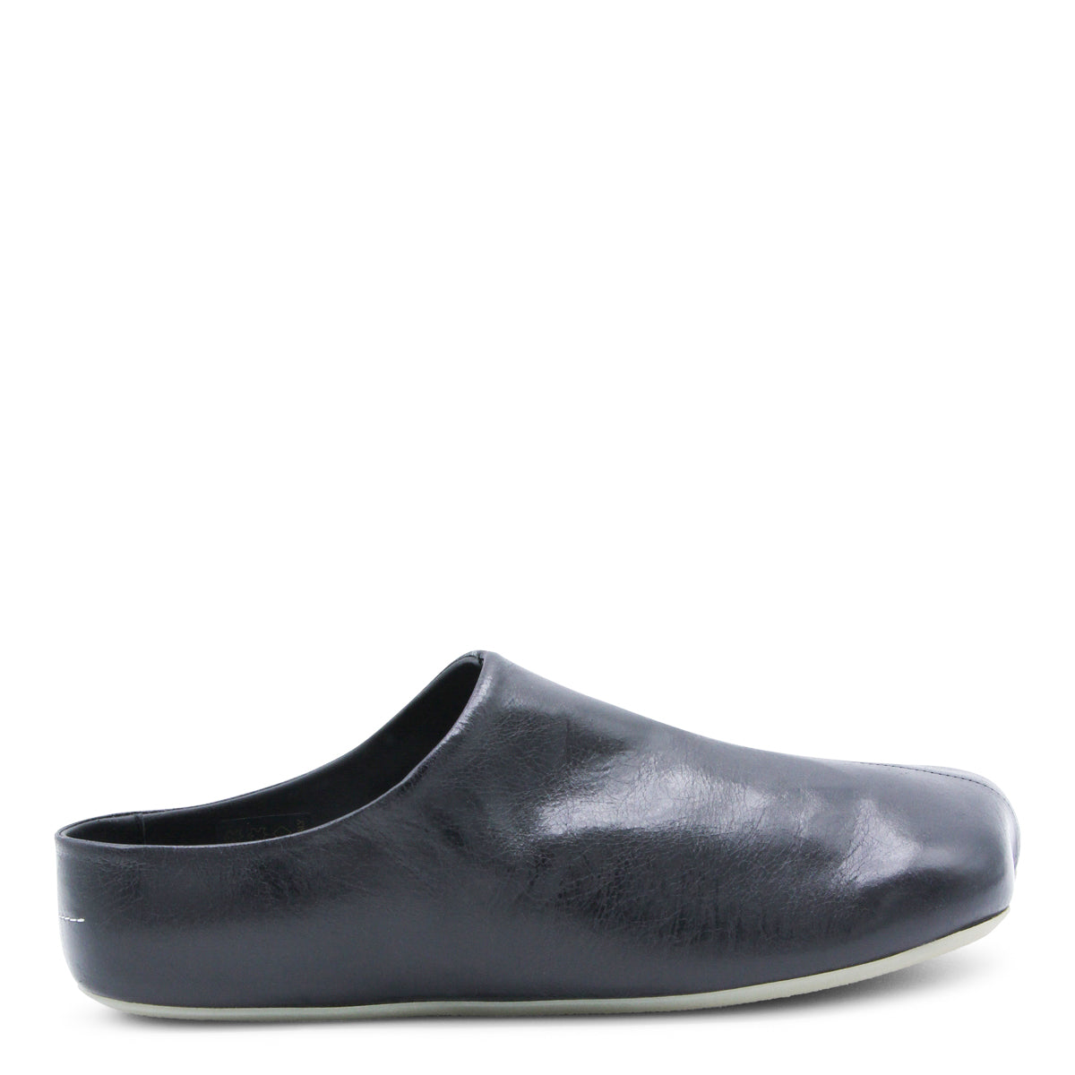 BLACK LEATHER FLATS