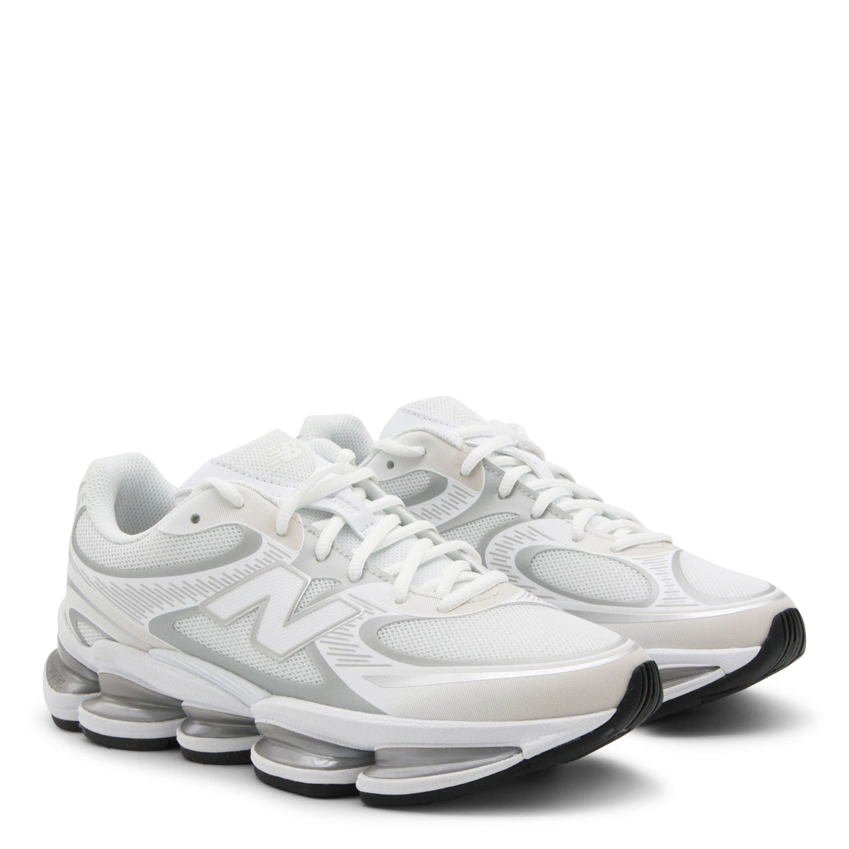 WHITE AND SILVER 2000 SNEAKERS