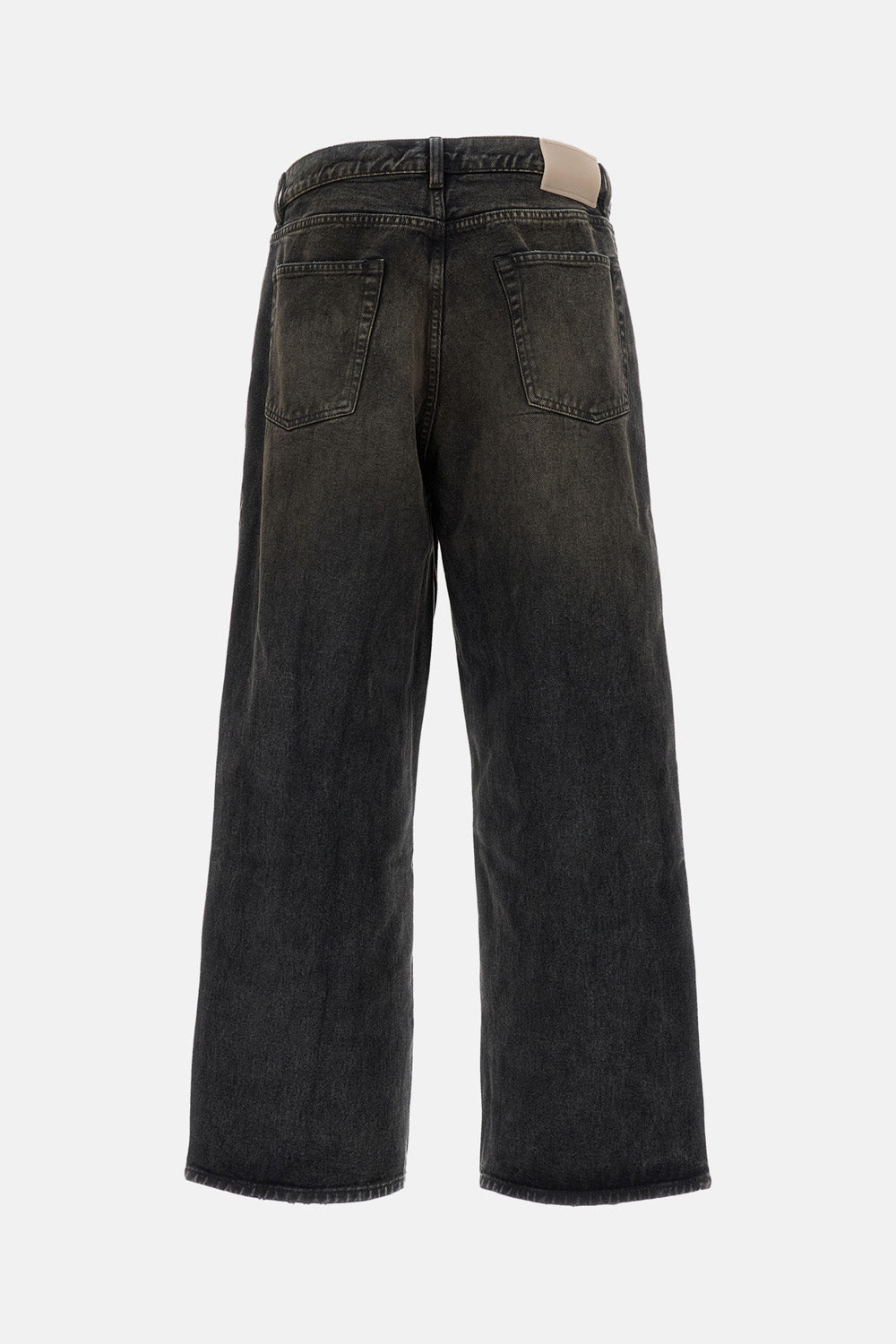 STRAIGHT LEG JEANS