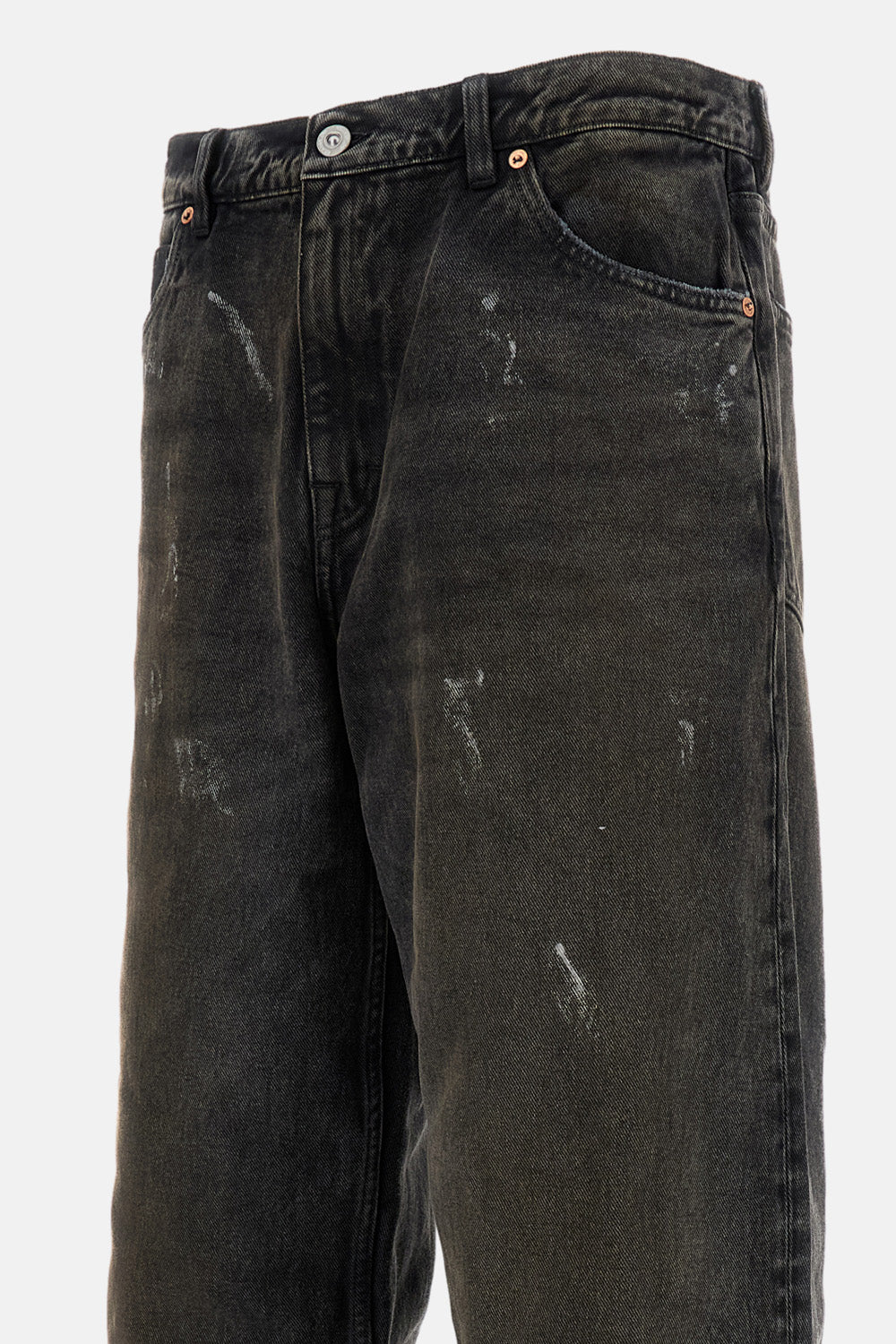 STRAIGHT LEG JEANS
