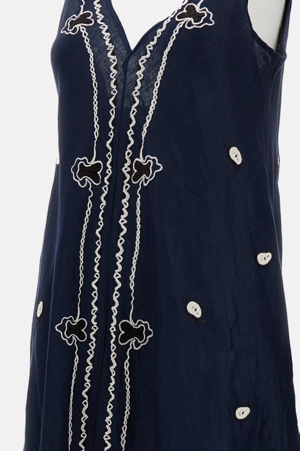 EMBROIDERED DRESS