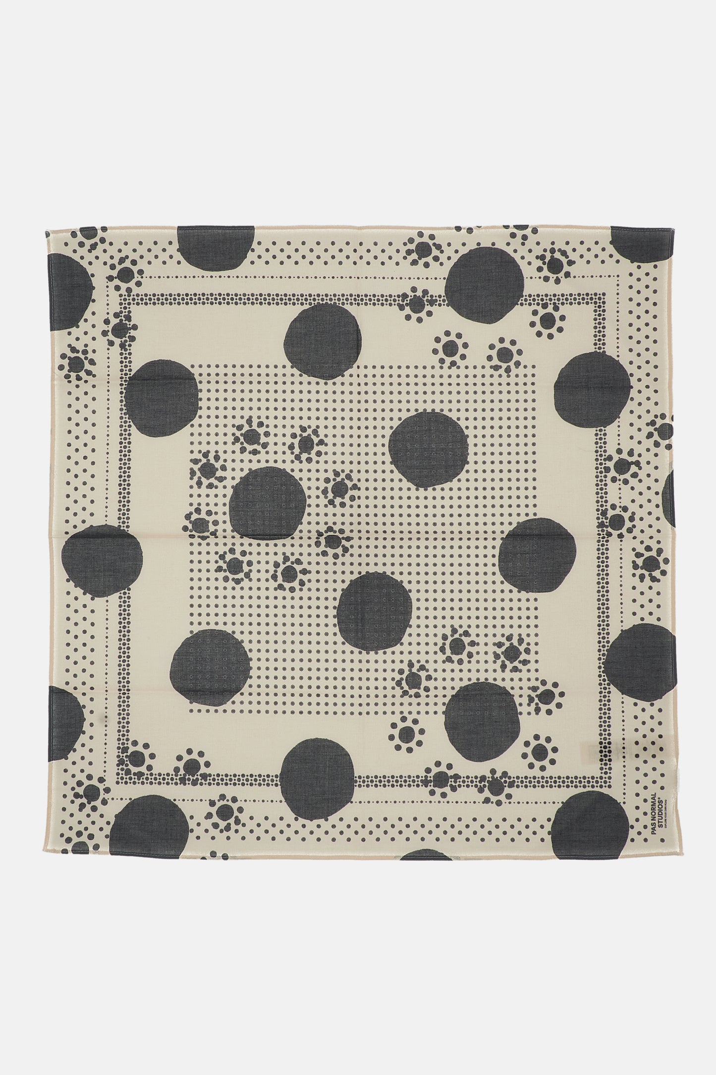 PATTERNED BANDANA