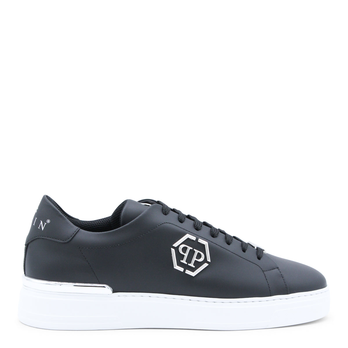 BLACK LEATHER SNEAKERS
