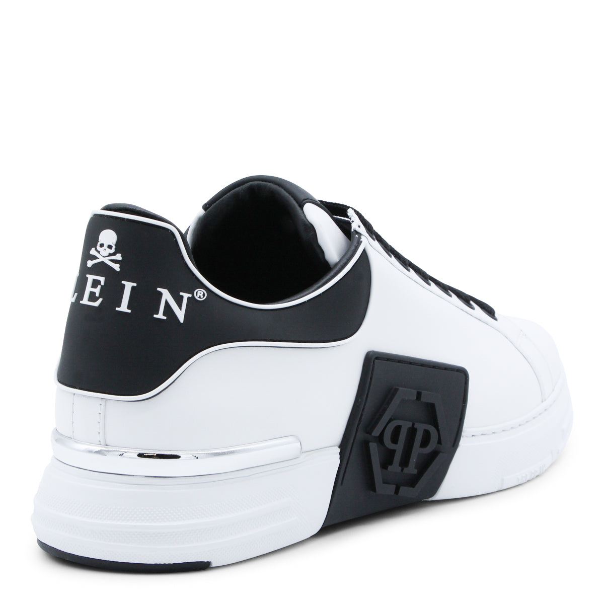 WHITE AND BLACK LEATHER SNEAKERS